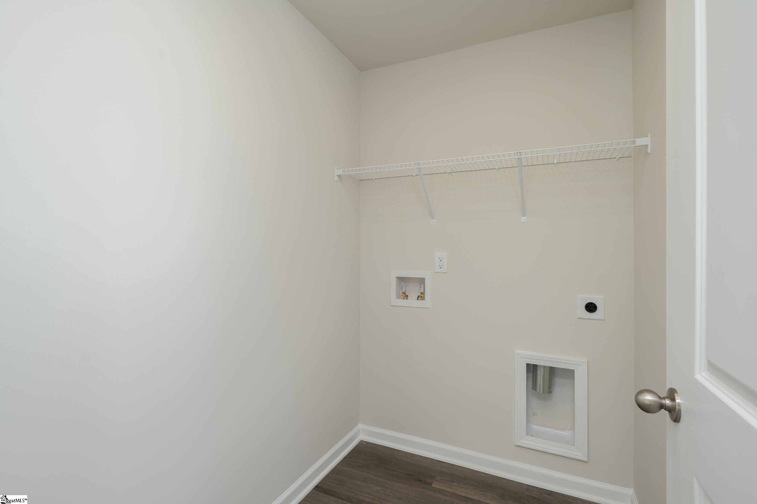 9 Thorndike Way Property Photo 14