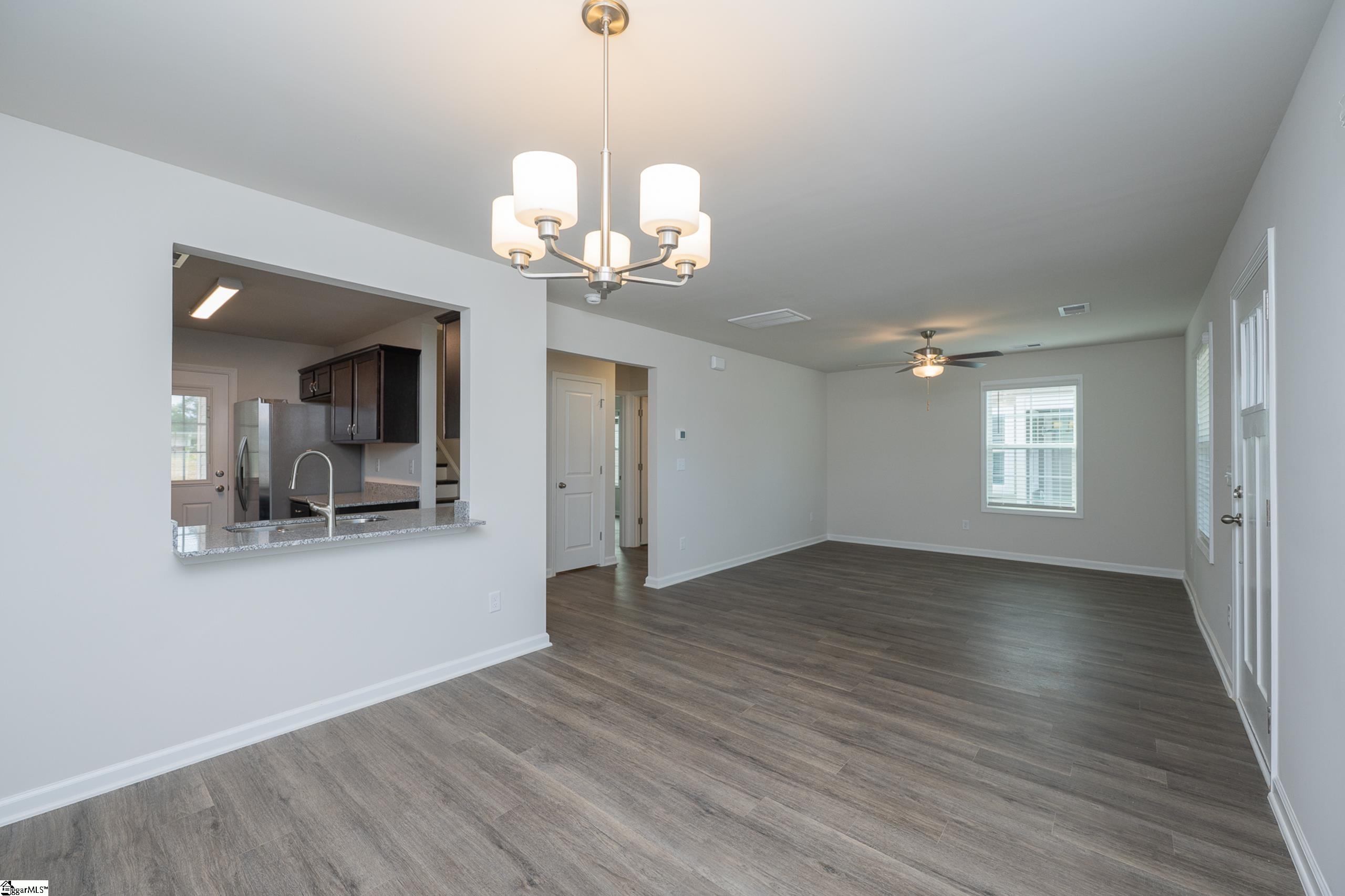204 Waltham Court Property Photo 4