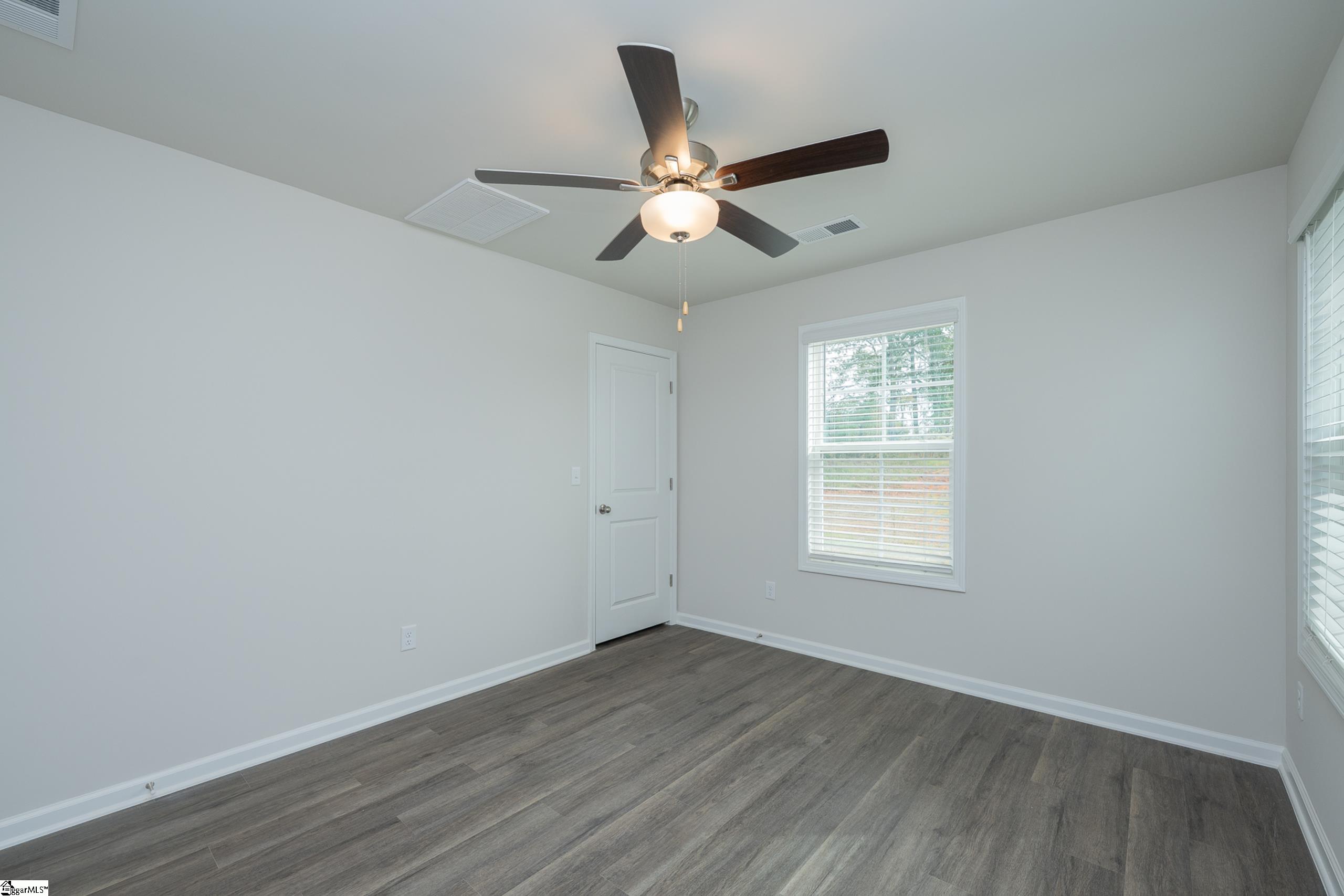 204 Waltham Court Property Photo 10