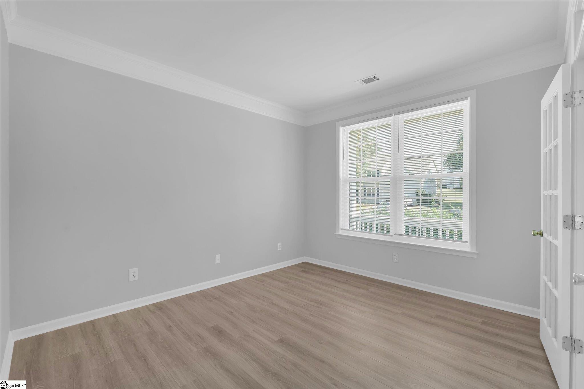 412 Woodruff Lake Way Property Photo 3
