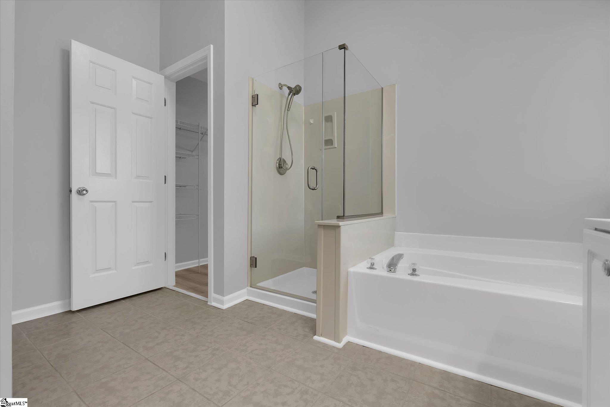 412 Woodruff Lake Way Property Photo 20