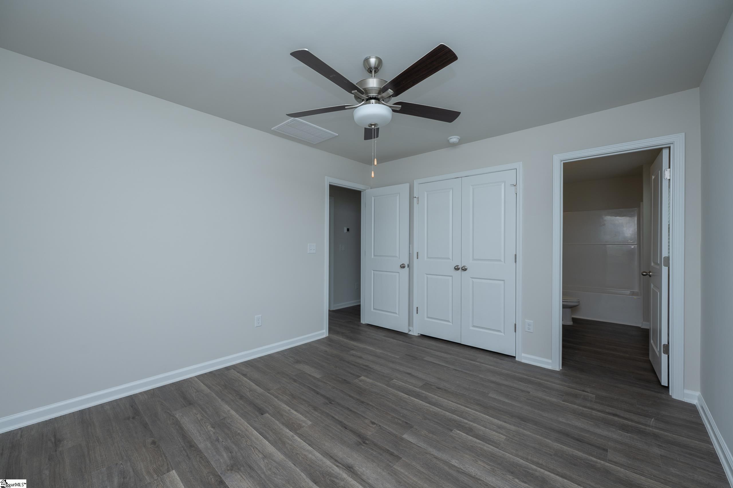 213 Waltham Court Property Photo 18
