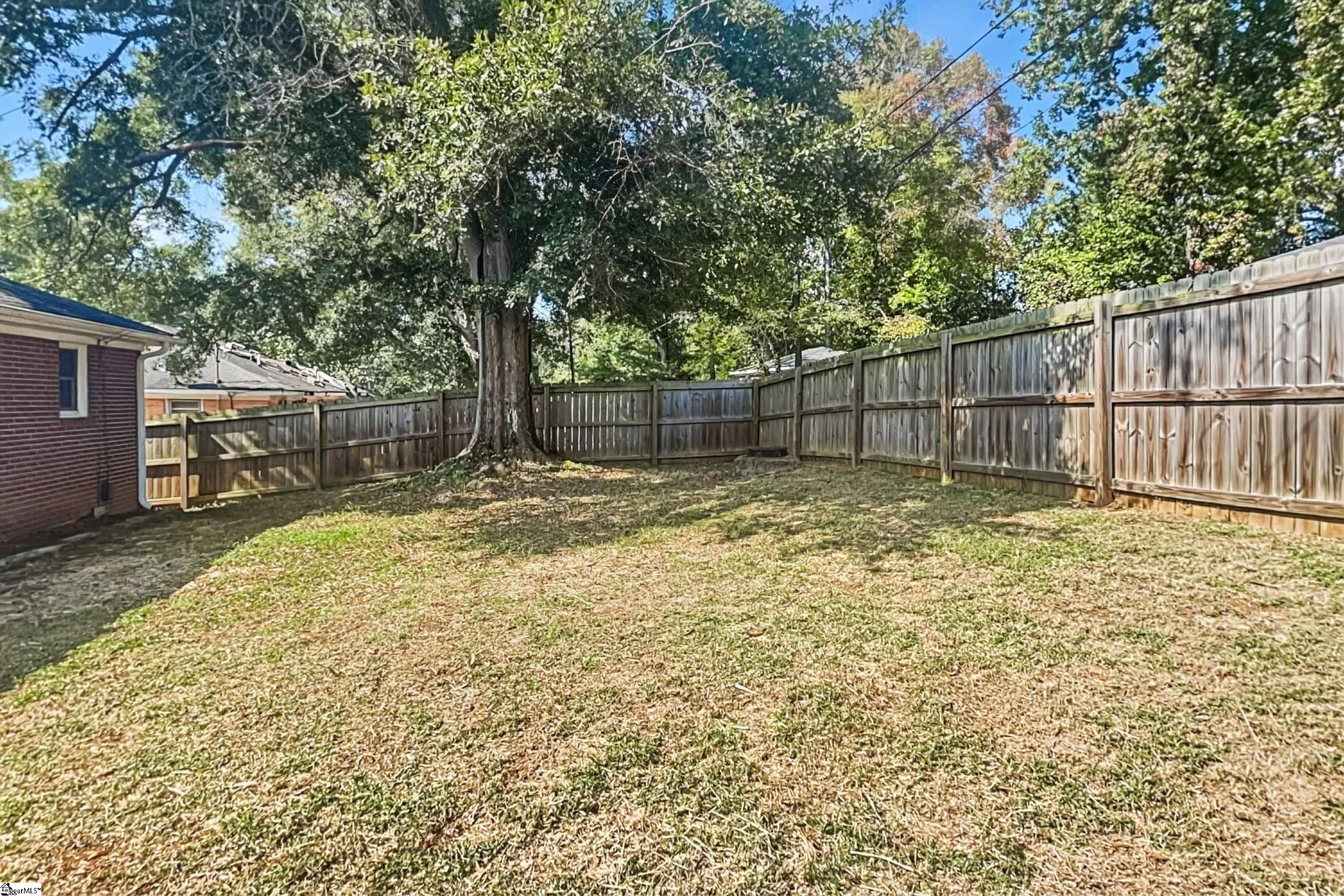 121 Norris Court Property Photo 13