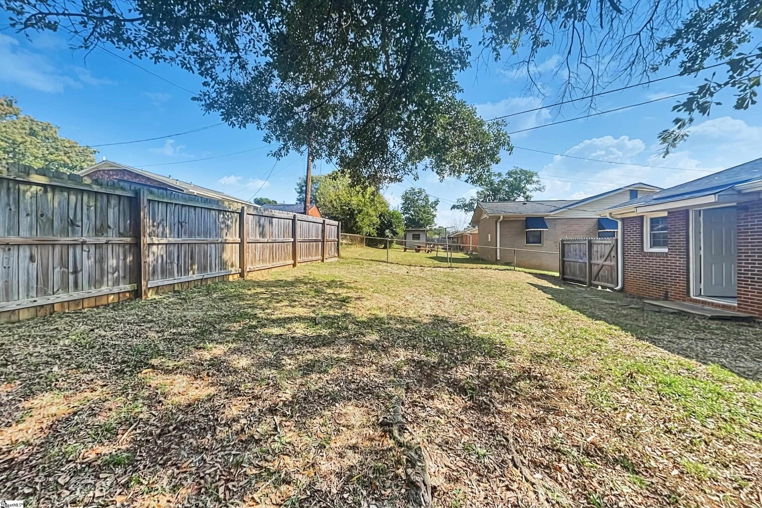 121 Norris Court Property Photo 14