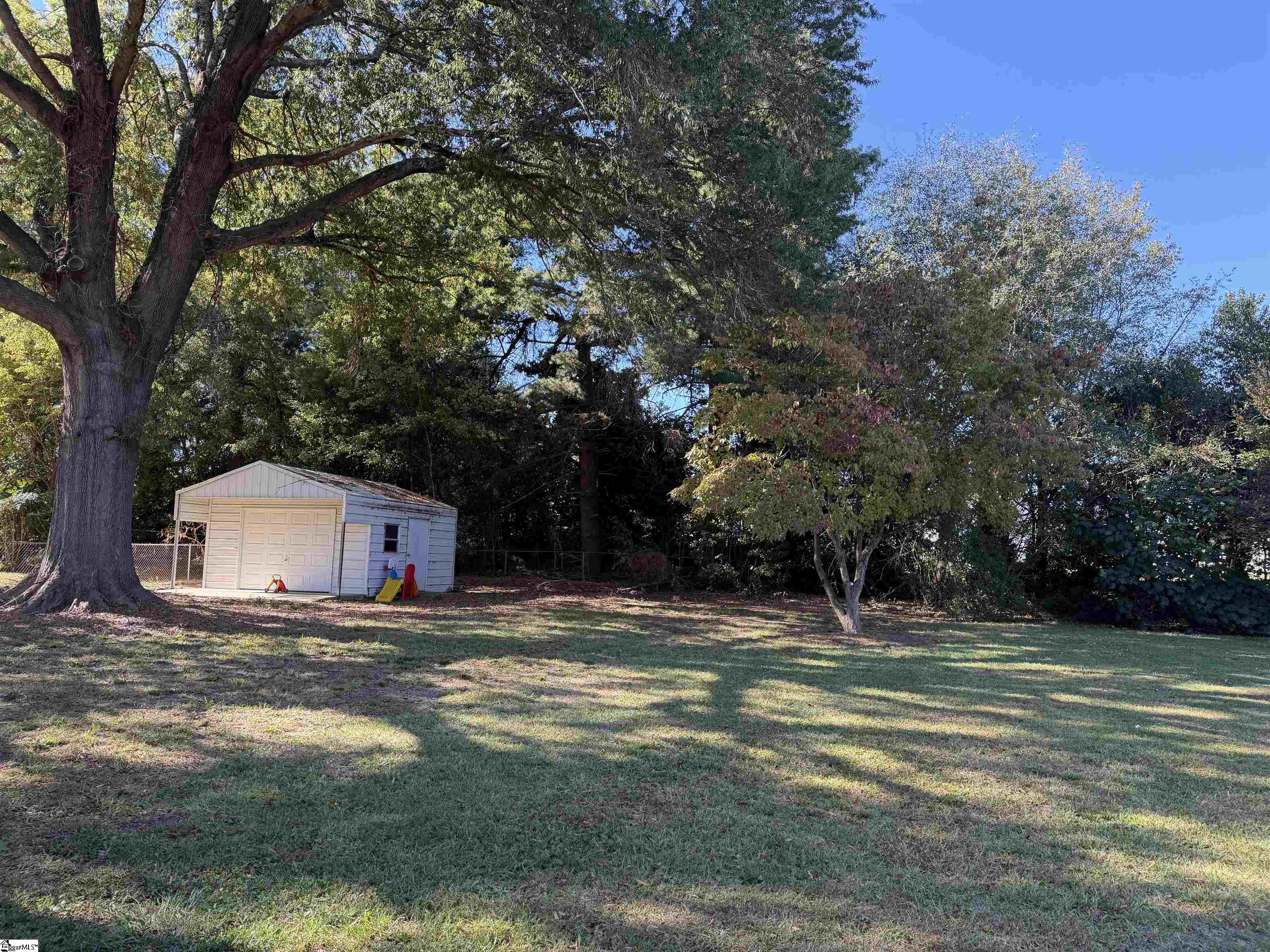 207 Ivy Drive Property Photo 20
