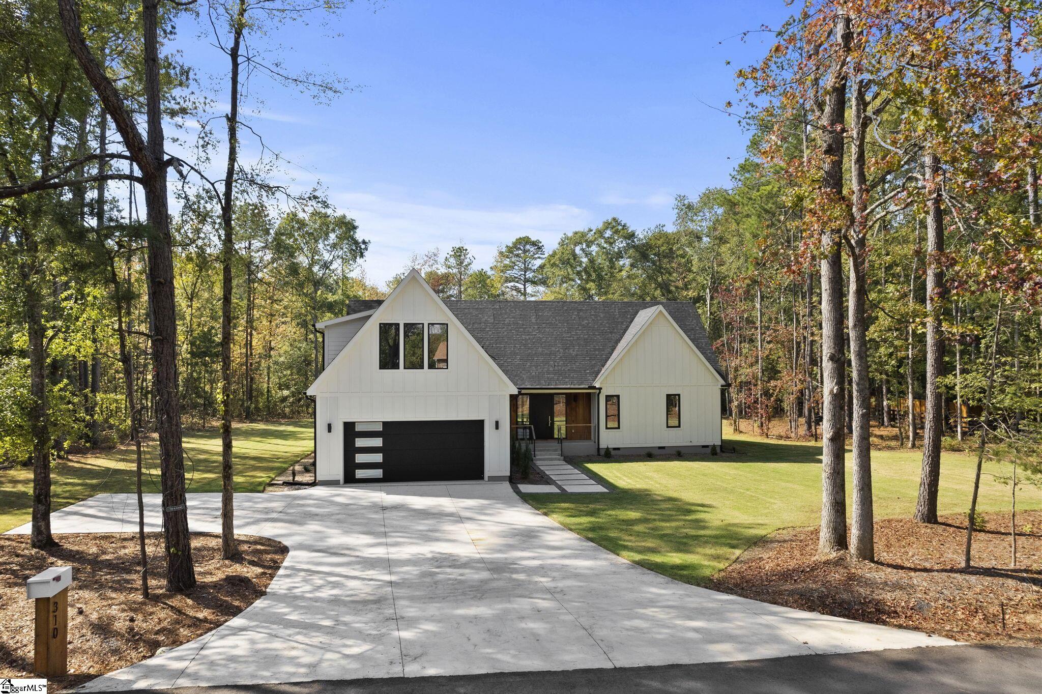 310 S Nelson Drive Property Photo 1