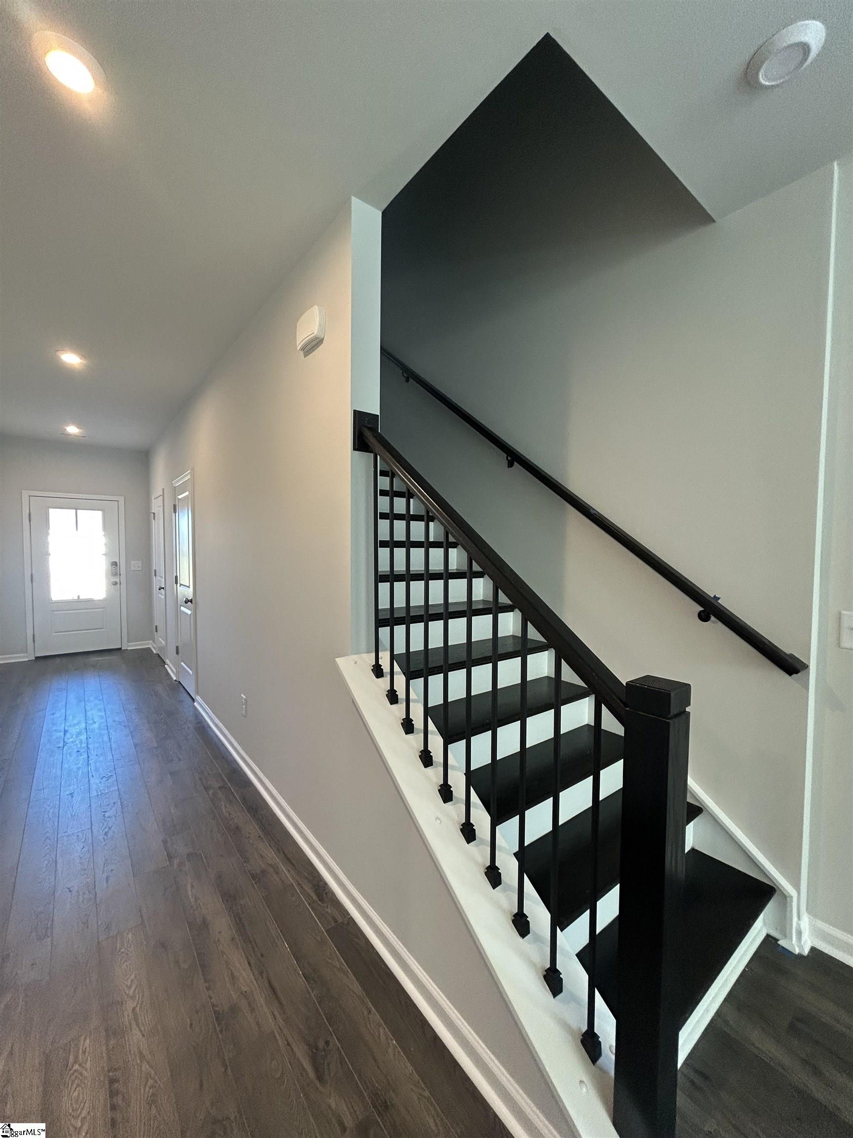 1012 Mockernut Way Property Photo 11