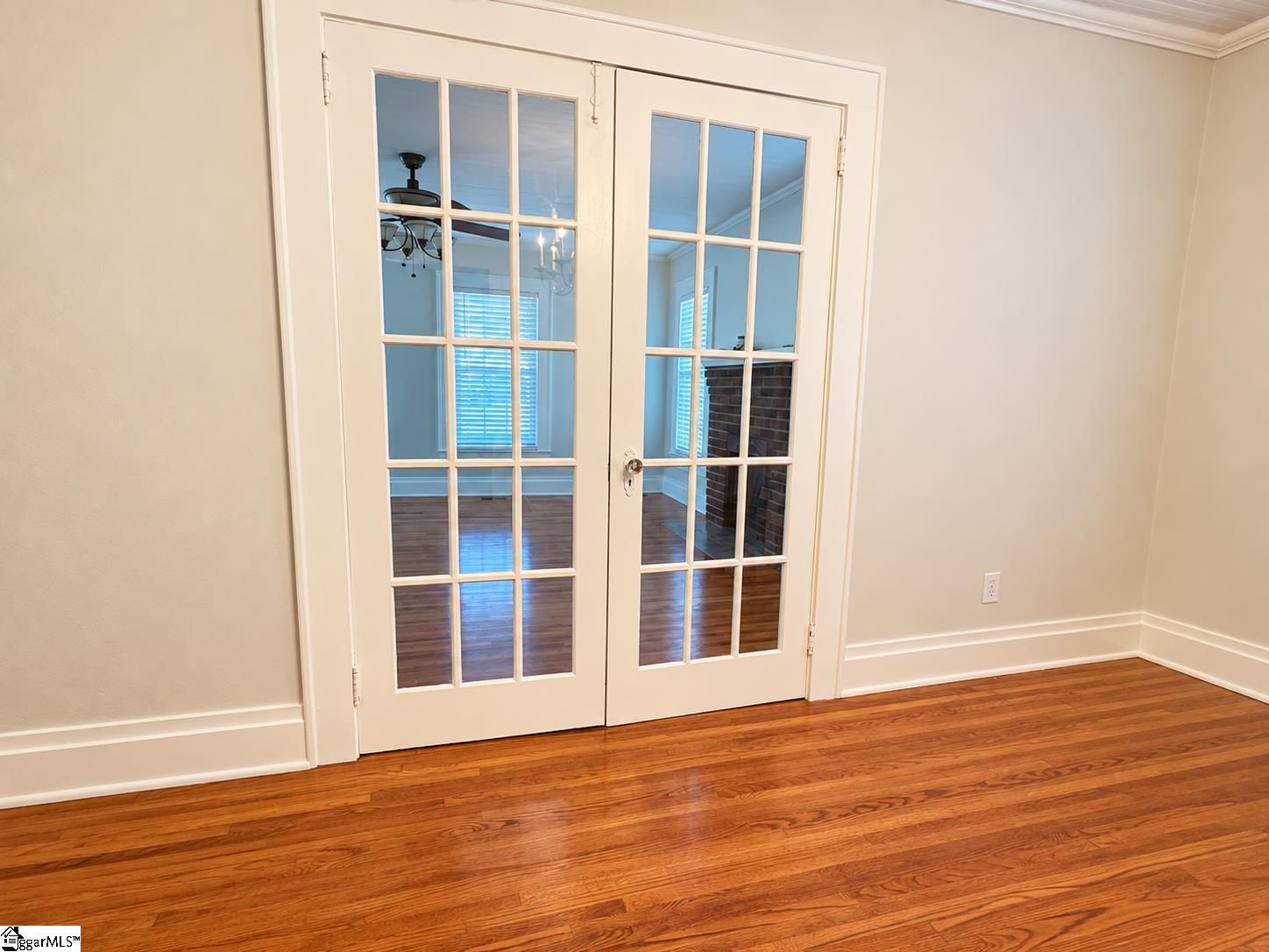 1004 North Harper Street Property Photo 5