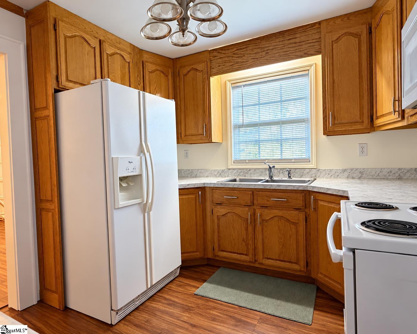 1004 North Harper Street Property Photo 8
