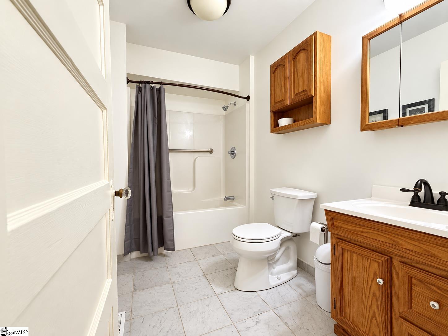 1004 North Harper Street Property Photo 16