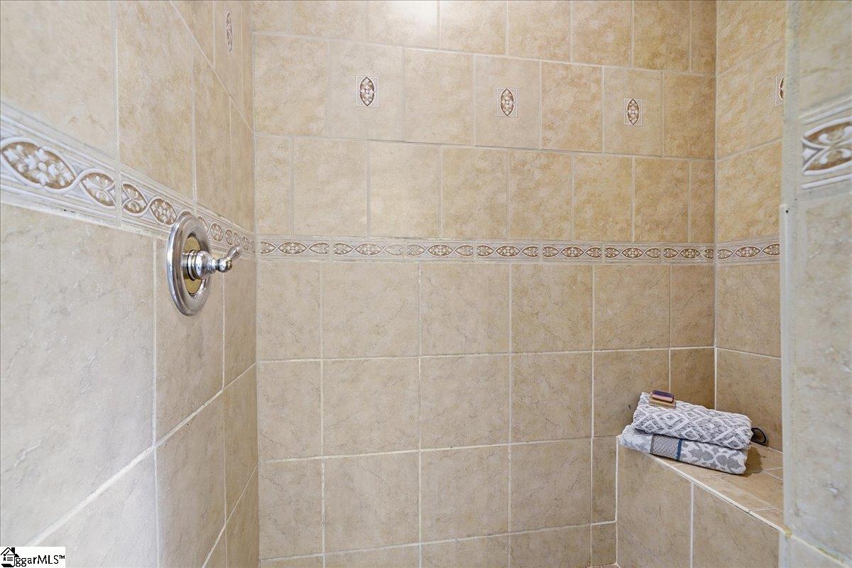 104 Paris Glen Way Property Photo 29