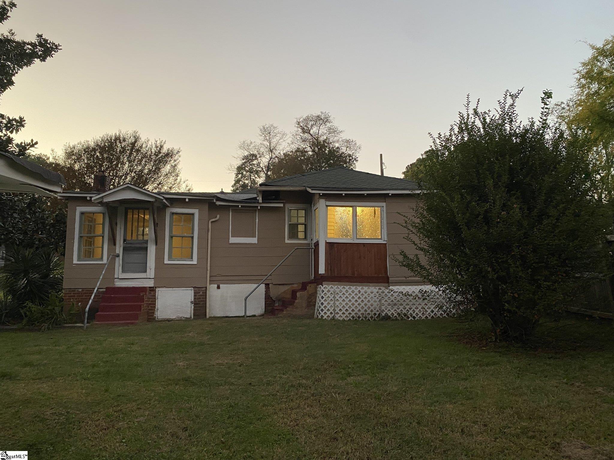 907 S Johnson Street Property Photo 15