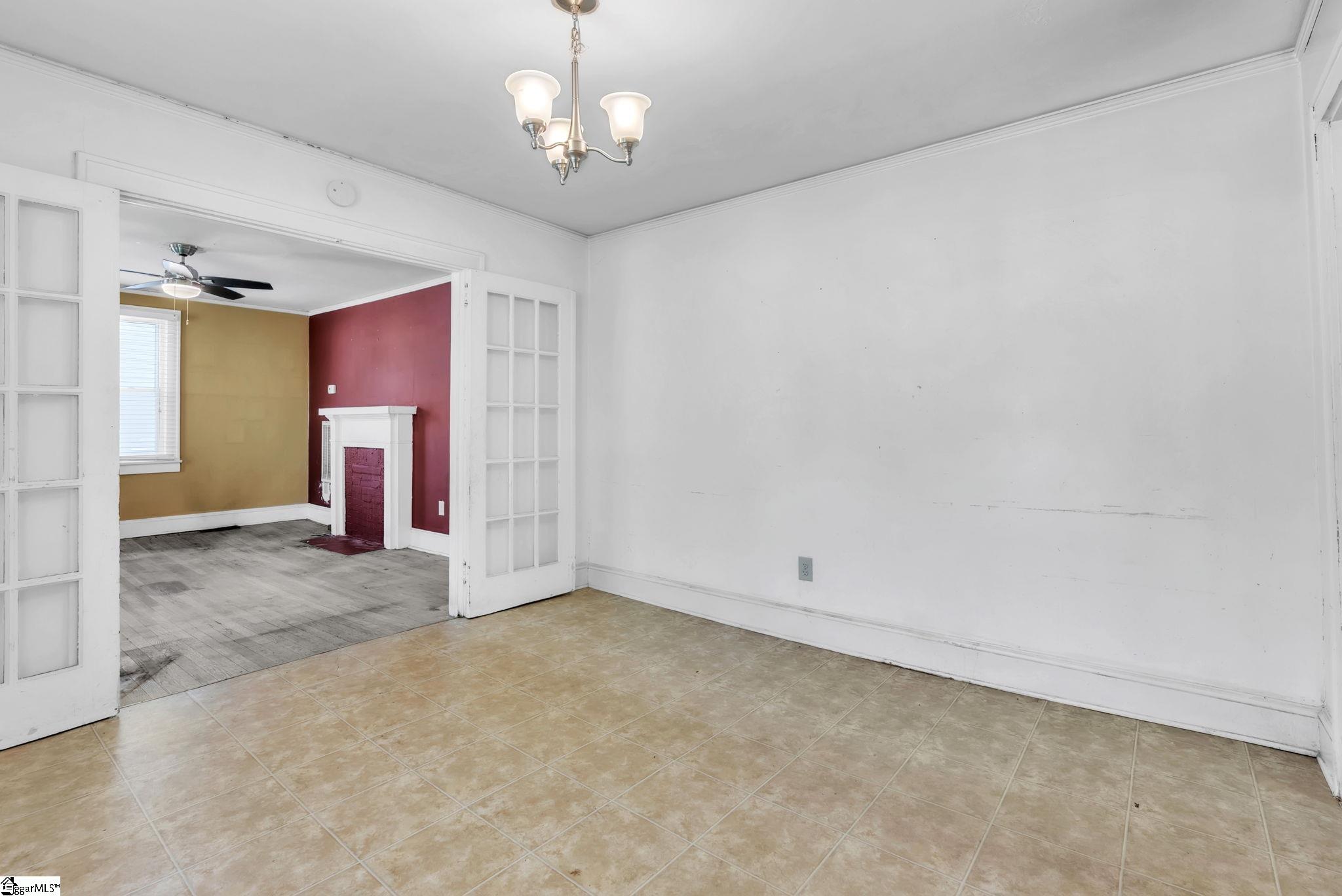 10 Eastlan Drive Property Photo 4