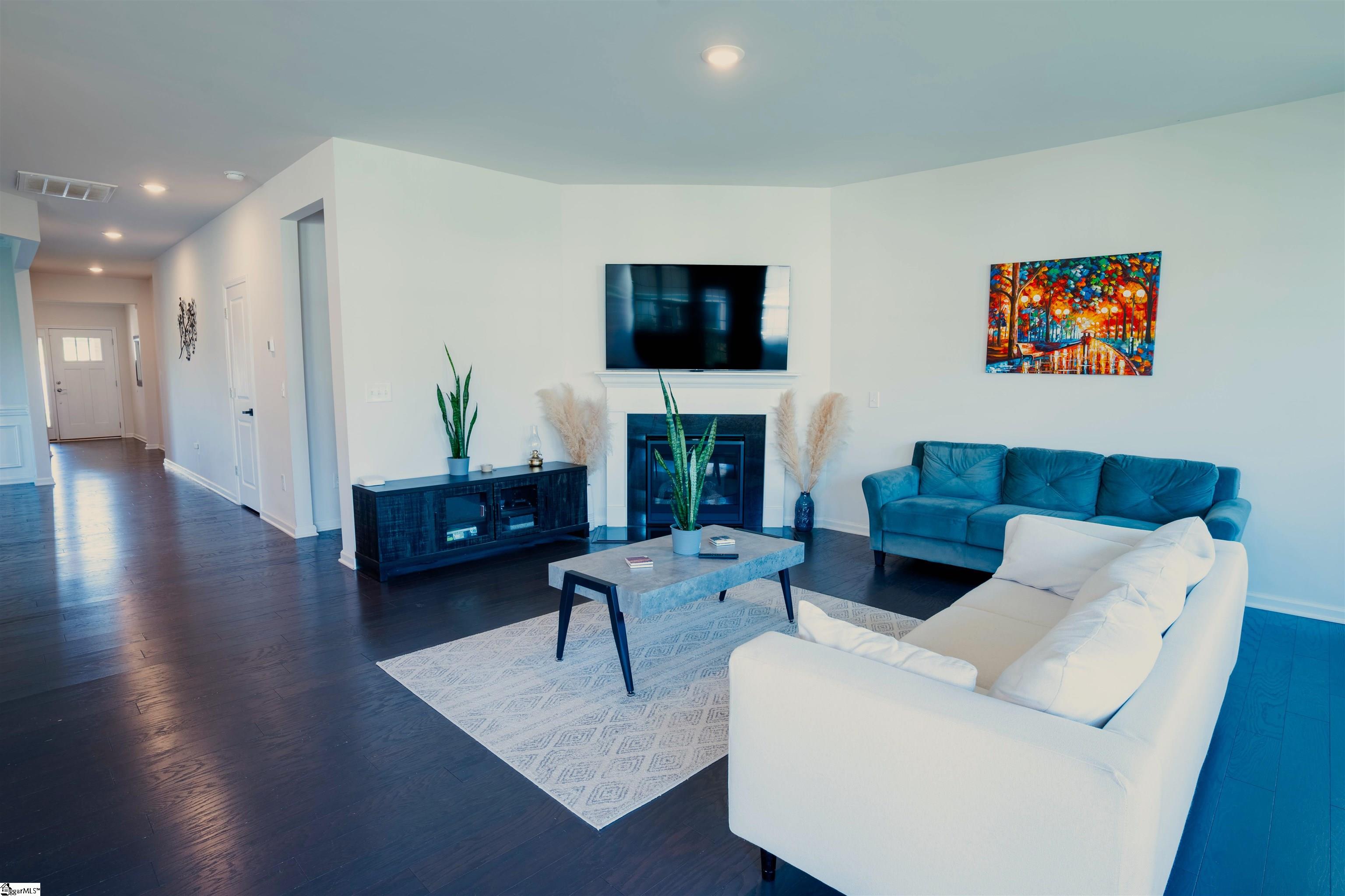 309 Delphine Court Property Photo 10