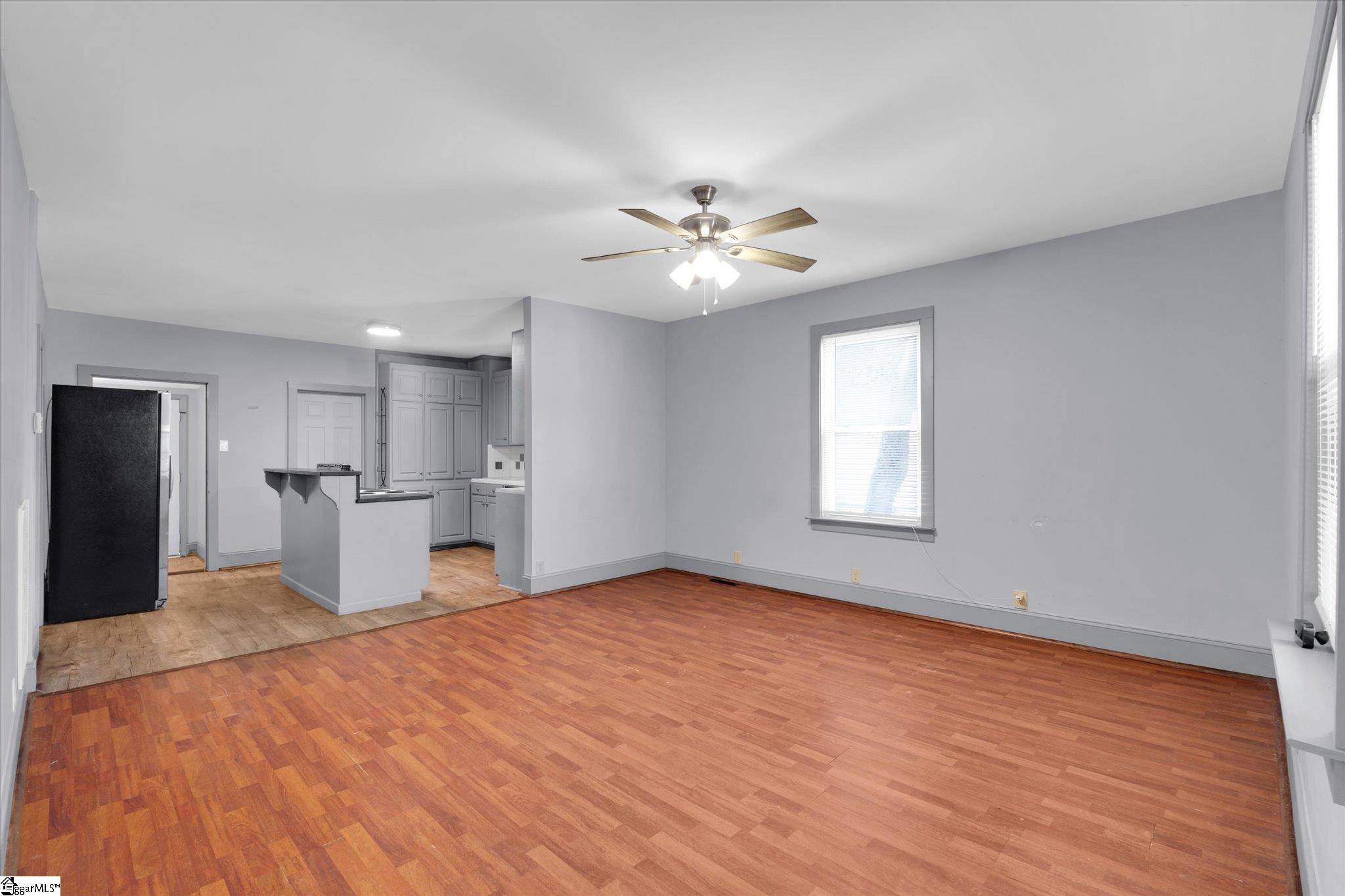 33 Ross Street Property Photo 5