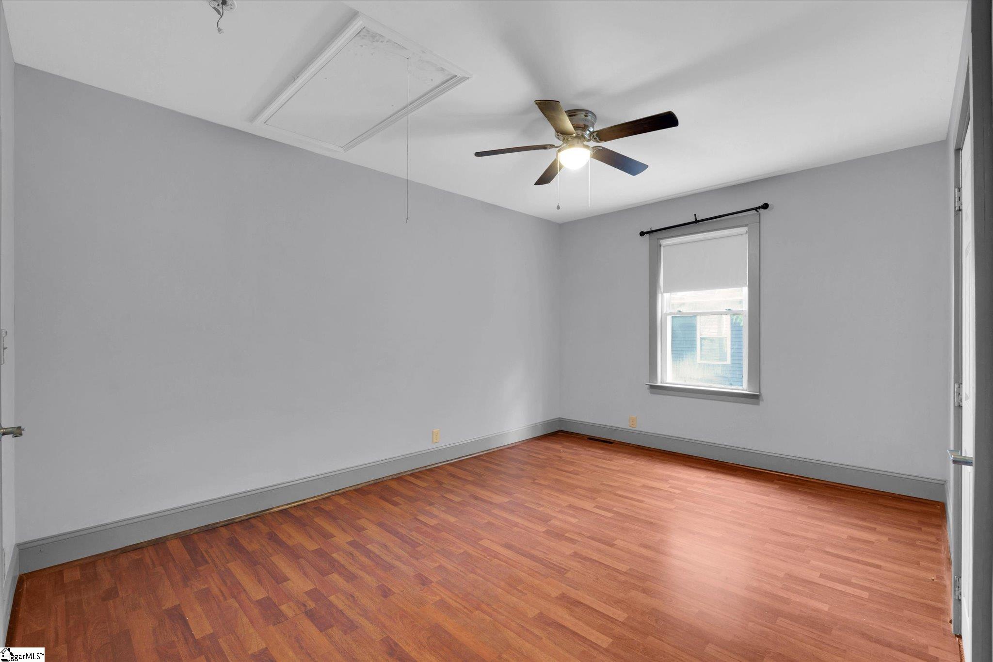 33 Ross Street Property Photo 17