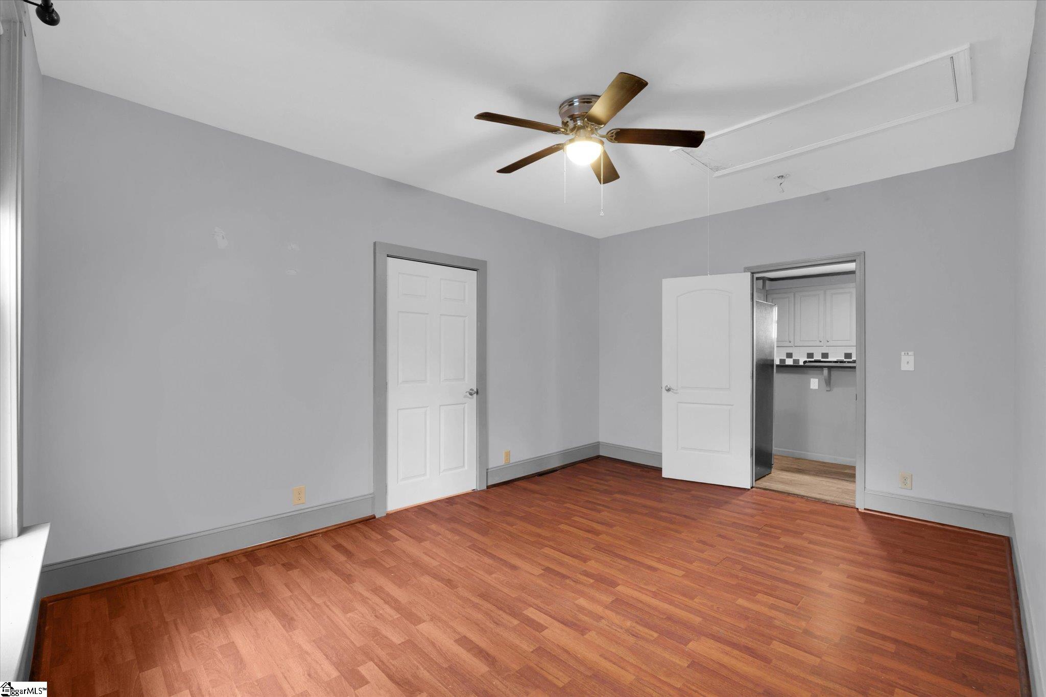 33 Ross Street Property Photo 18