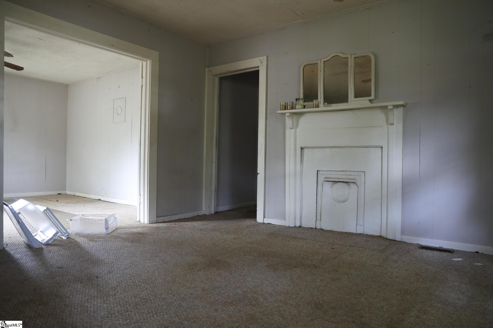 128 Bird Street Property Photo 4