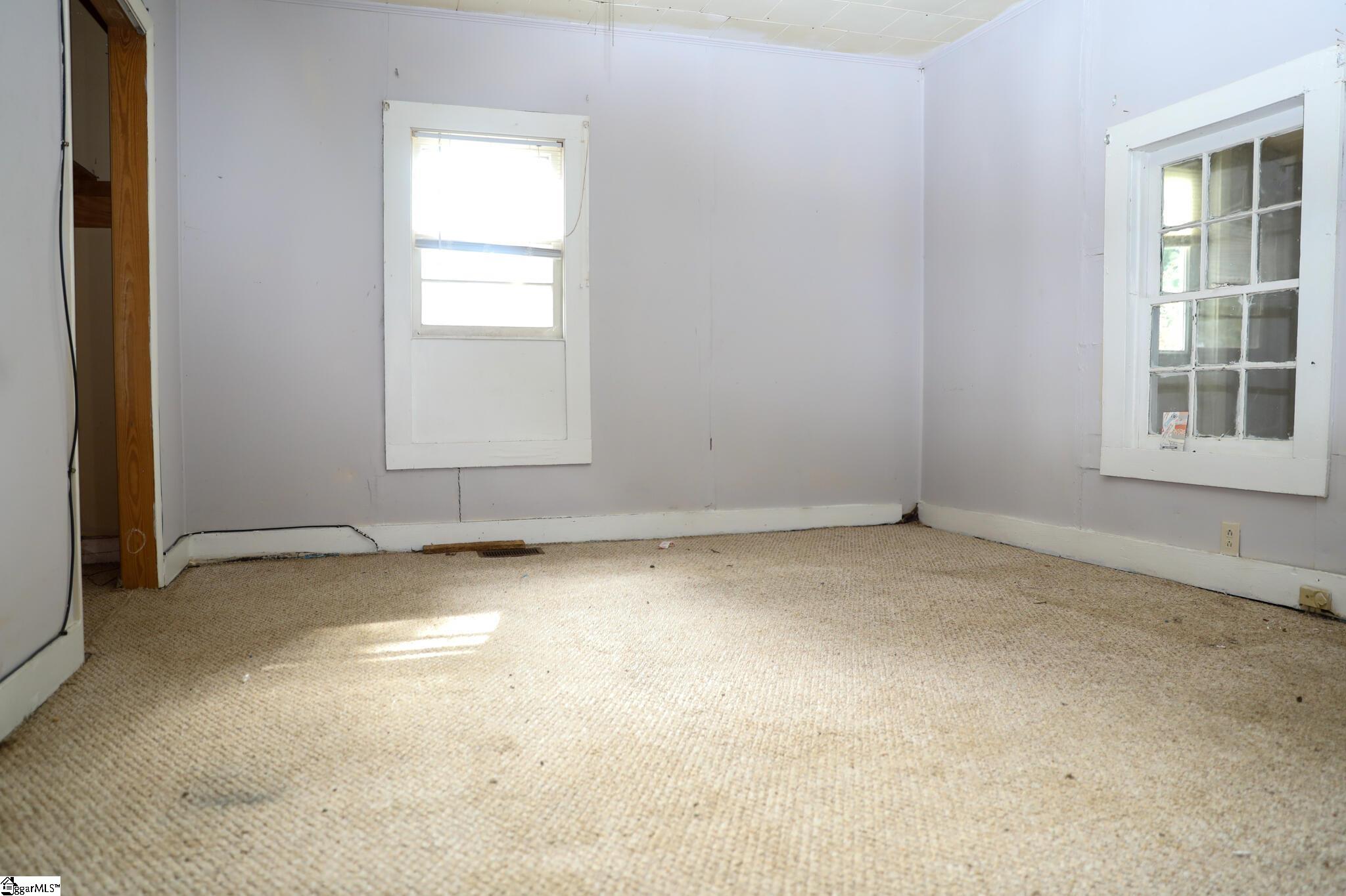 128 Bird Street Property Photo 10