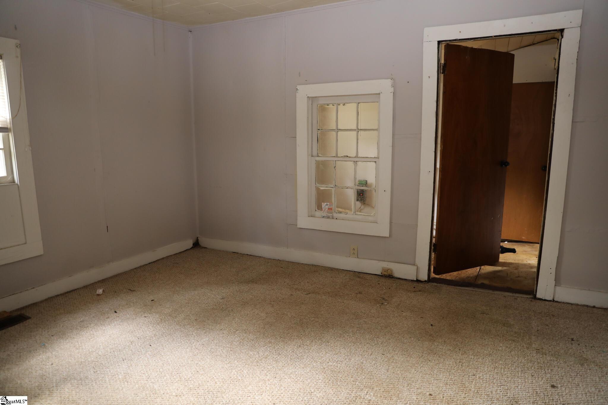 128 Bird Street Property Photo 12