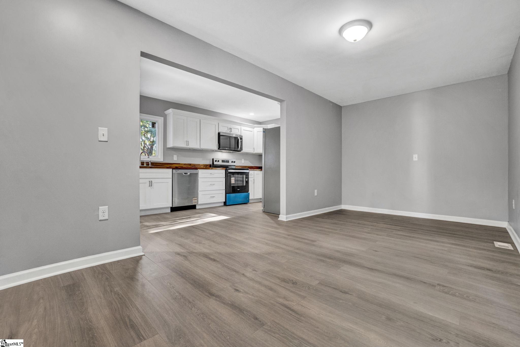 202 Holland Street Property Photo 15