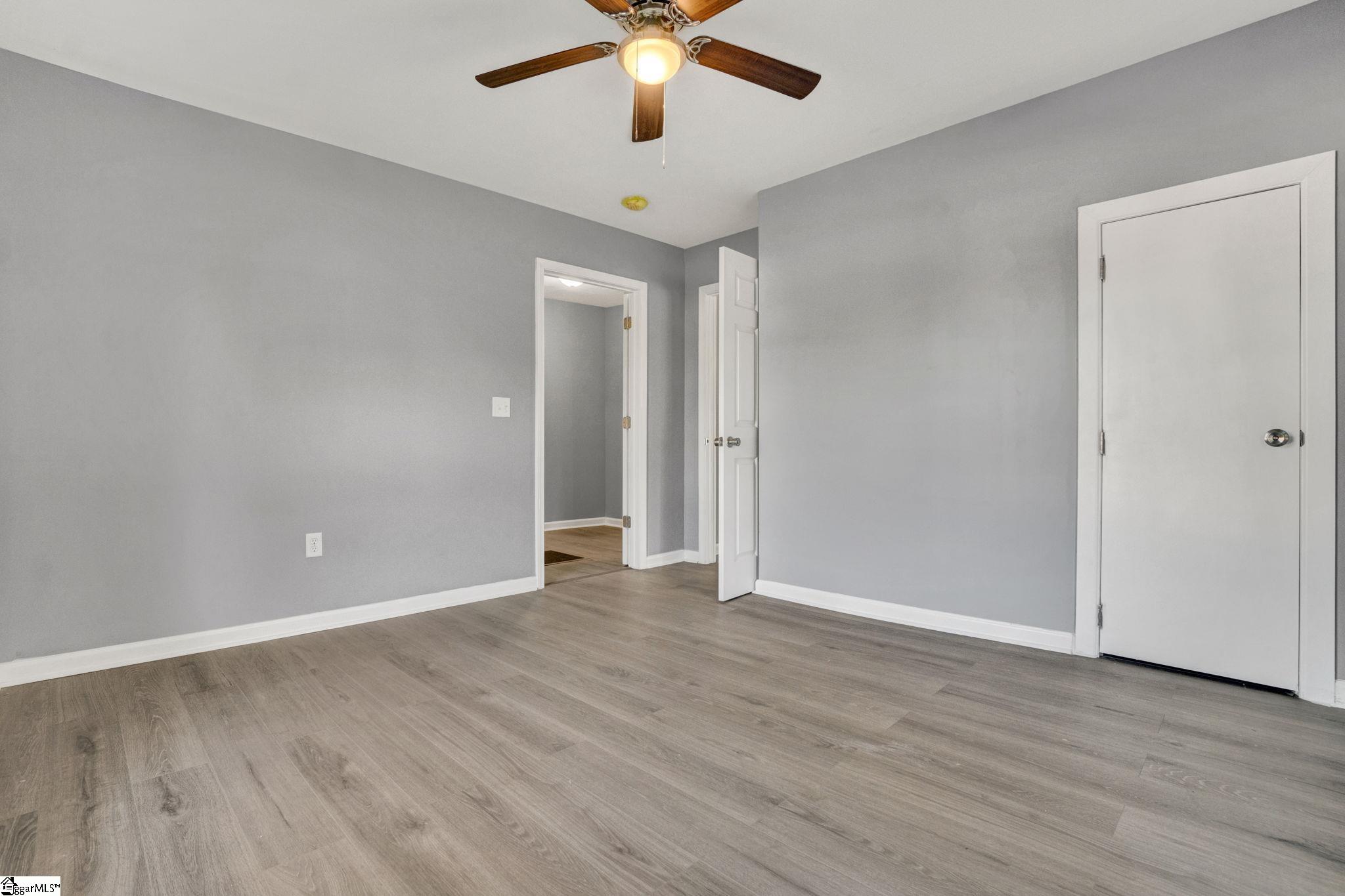 202 Holland Street Property Photo 28