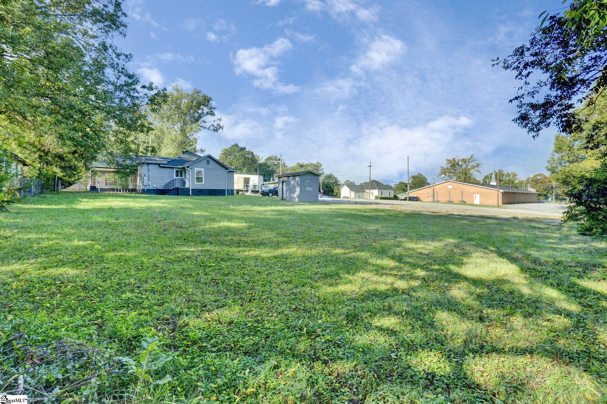 202 Holland Street Property Photo 39