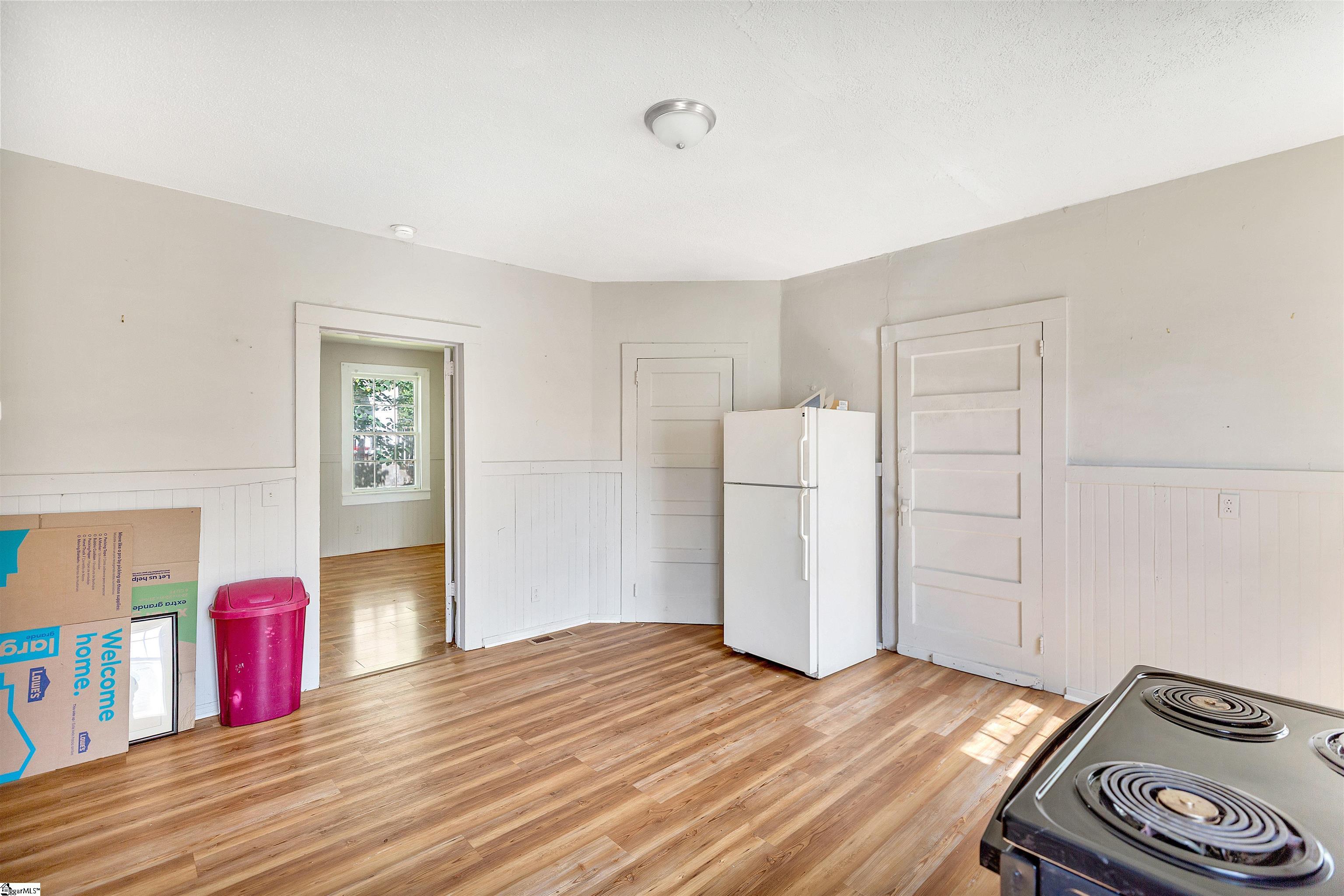 402 J Street Property Photo 16