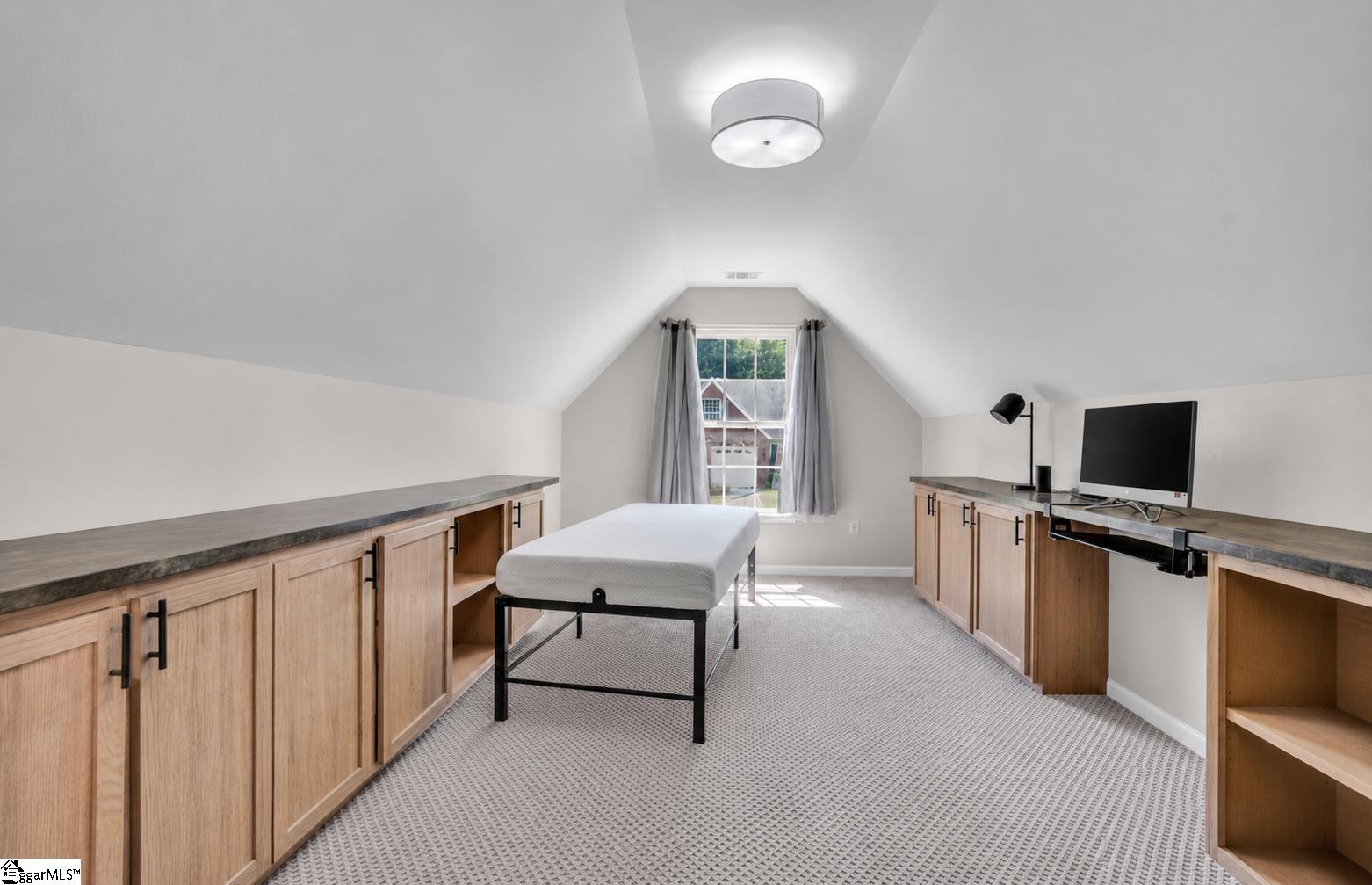 258 Dartmoor Drive Property Photo 17
