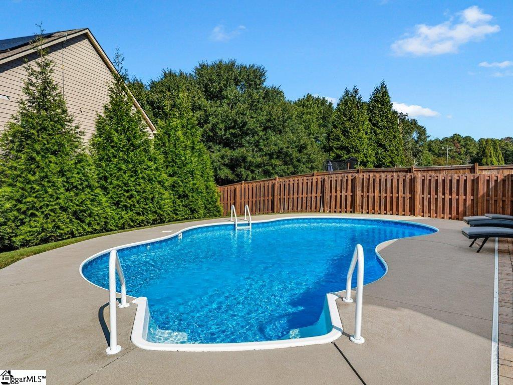 233 N Radcliff Way Property Photo 46
