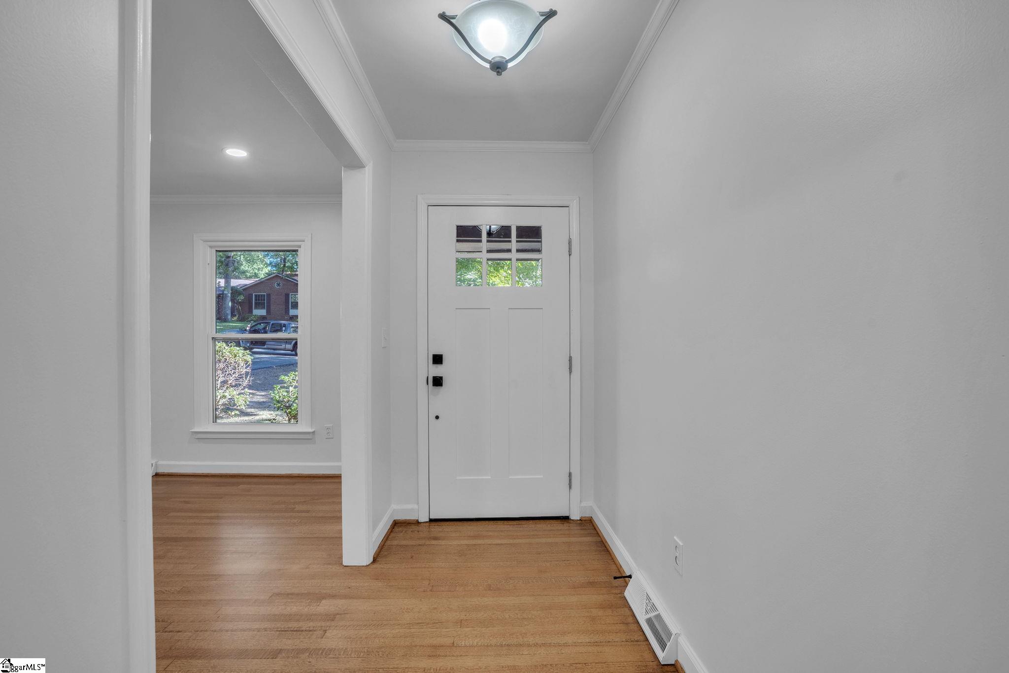 26 Pine Creek Court Property Photo 3