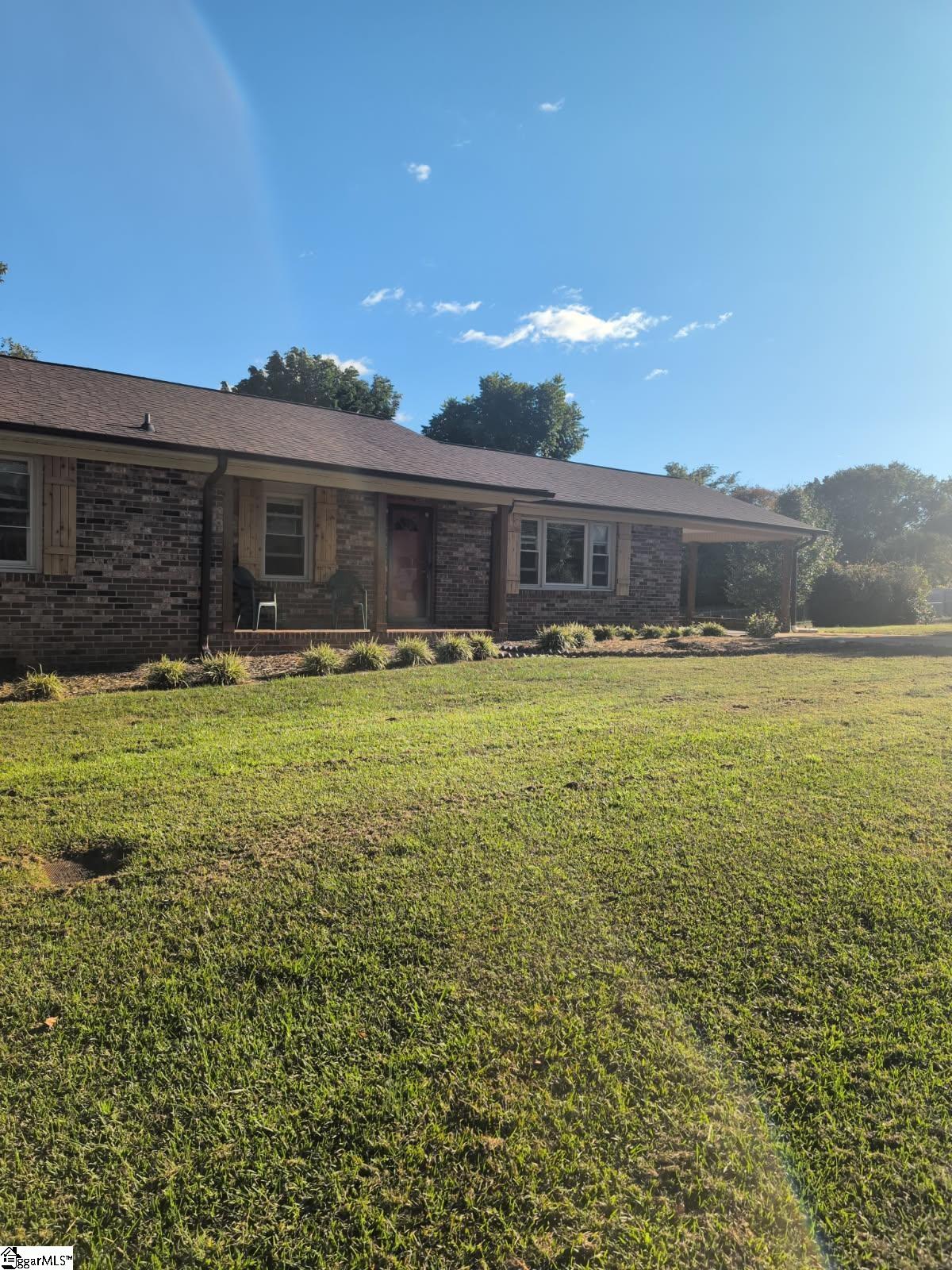 201 Acorn Drive Property Photo 4