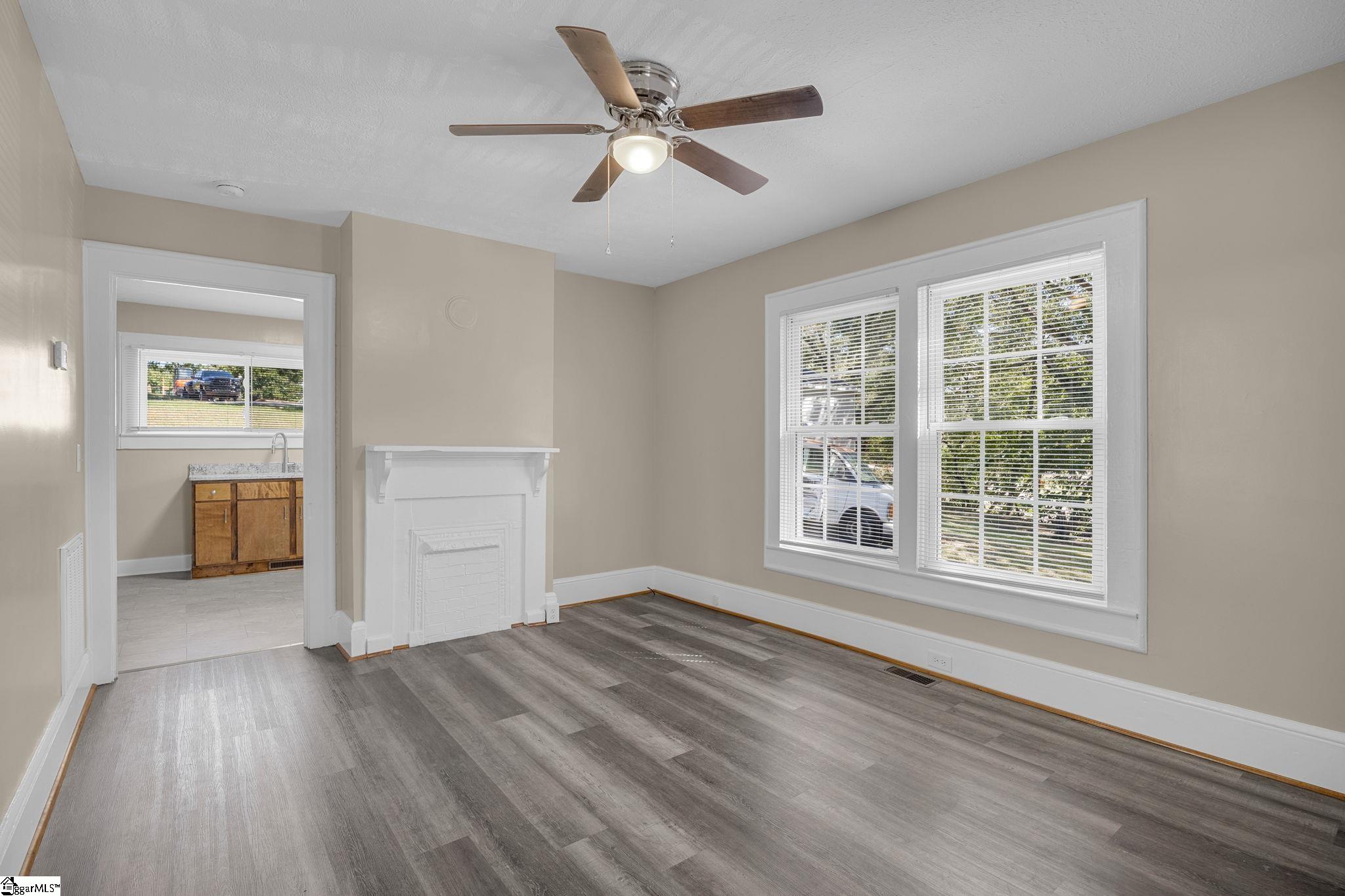 805 Blair Street Property Photo 4