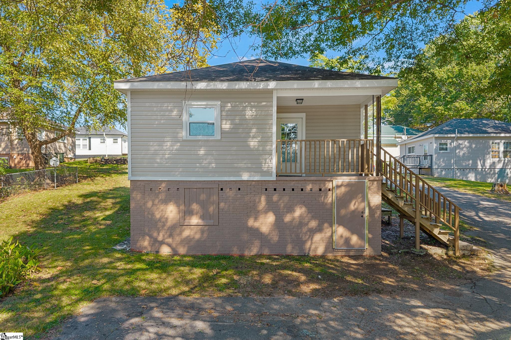 805 Blair Street Property Photo 17