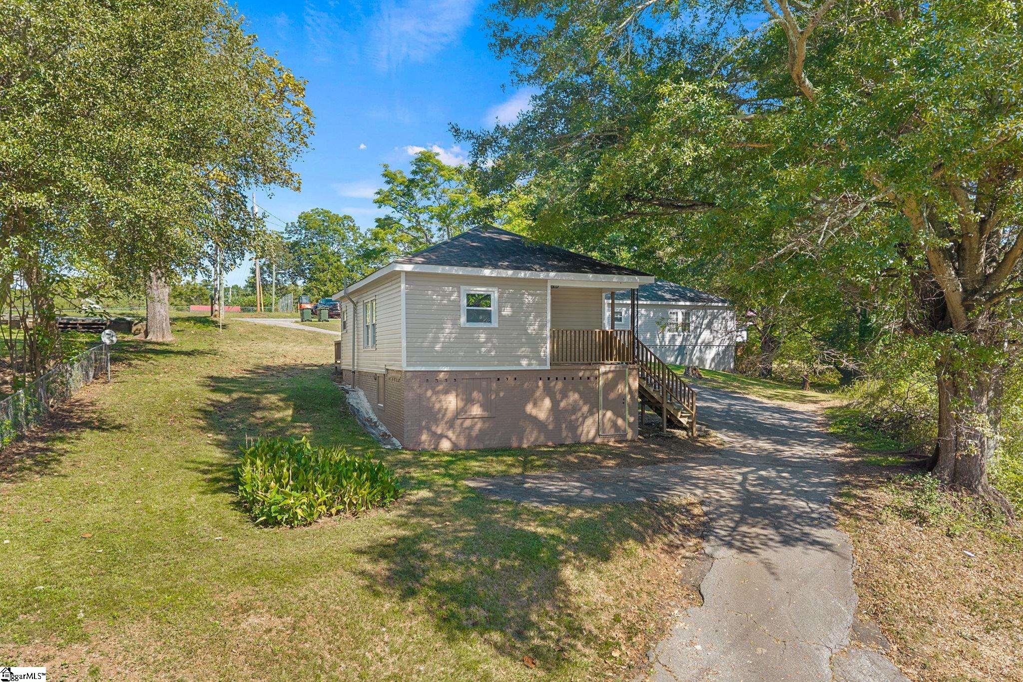 805 Blair Street Property Photo 22