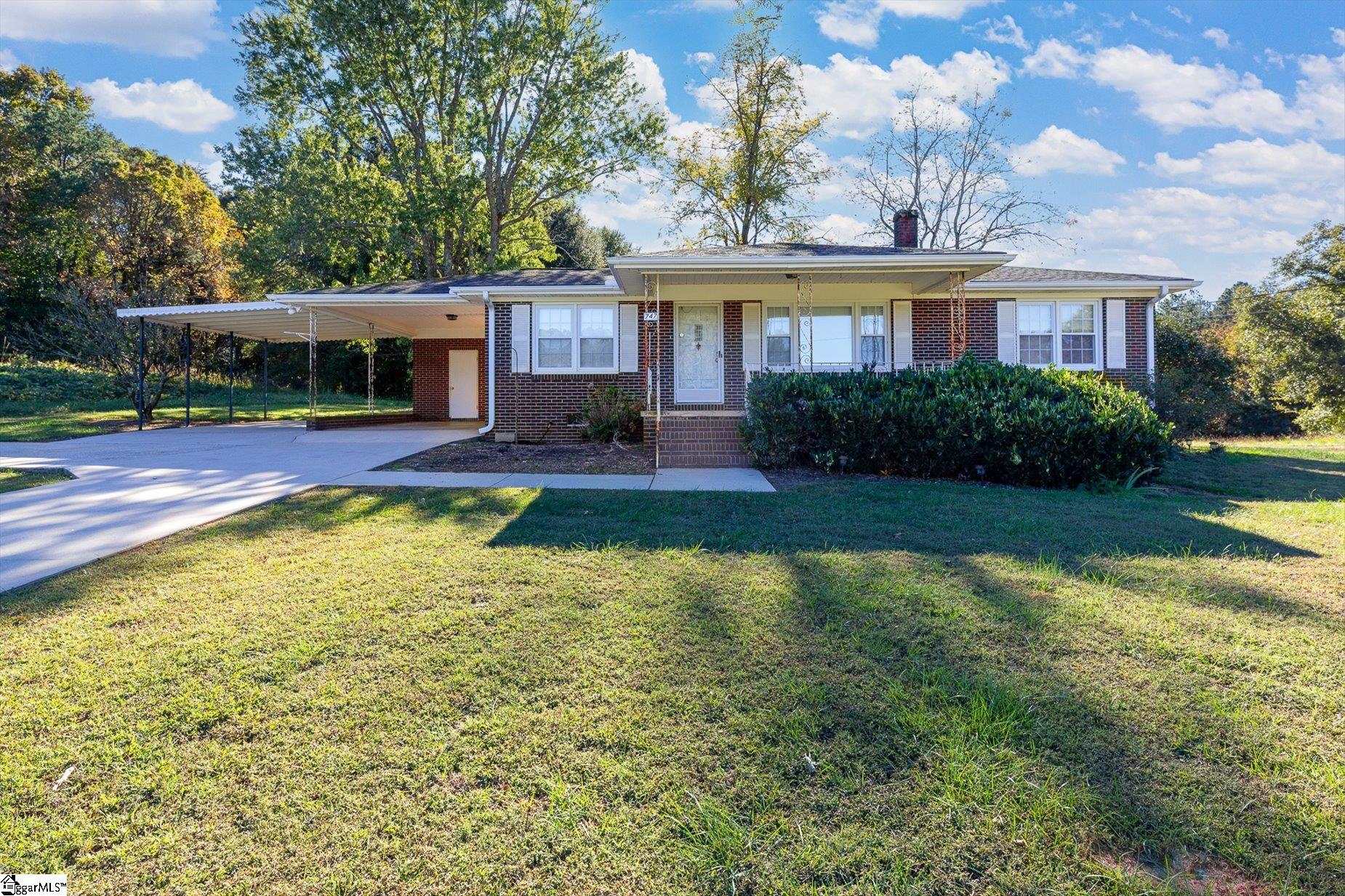 747 Lusk Road Property Photo 1
