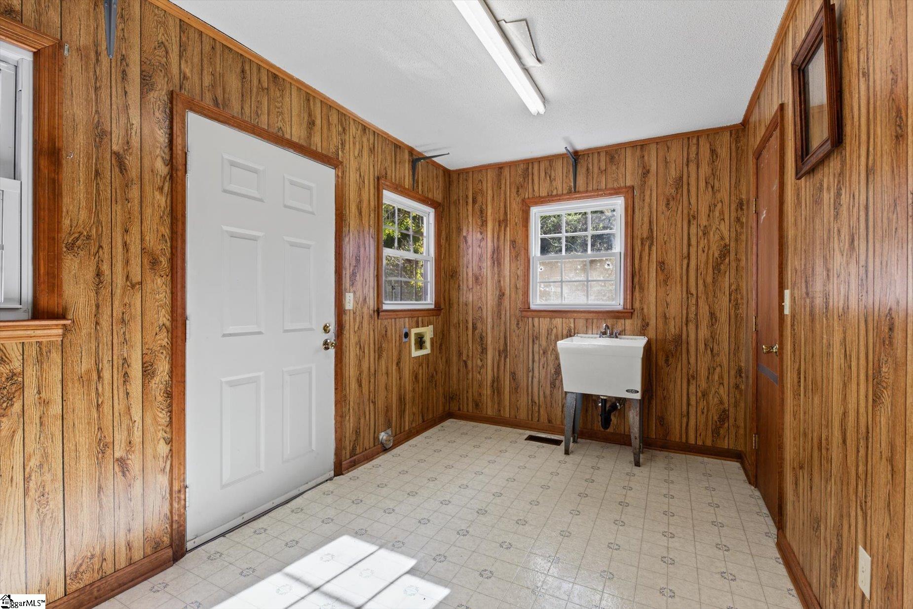 747 Lusk Road Property Photo 18