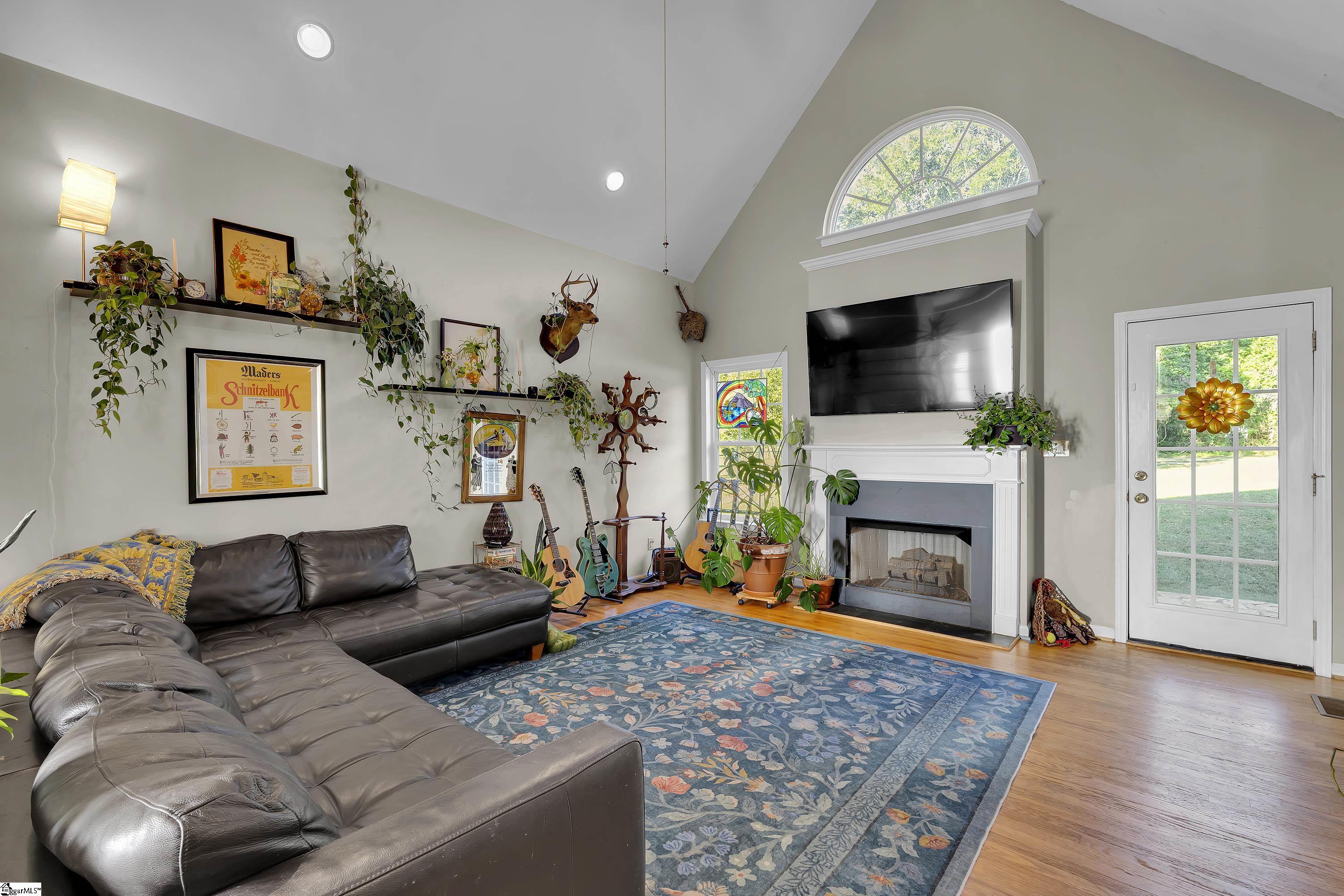 326 Caughman Drive Property Photo 4