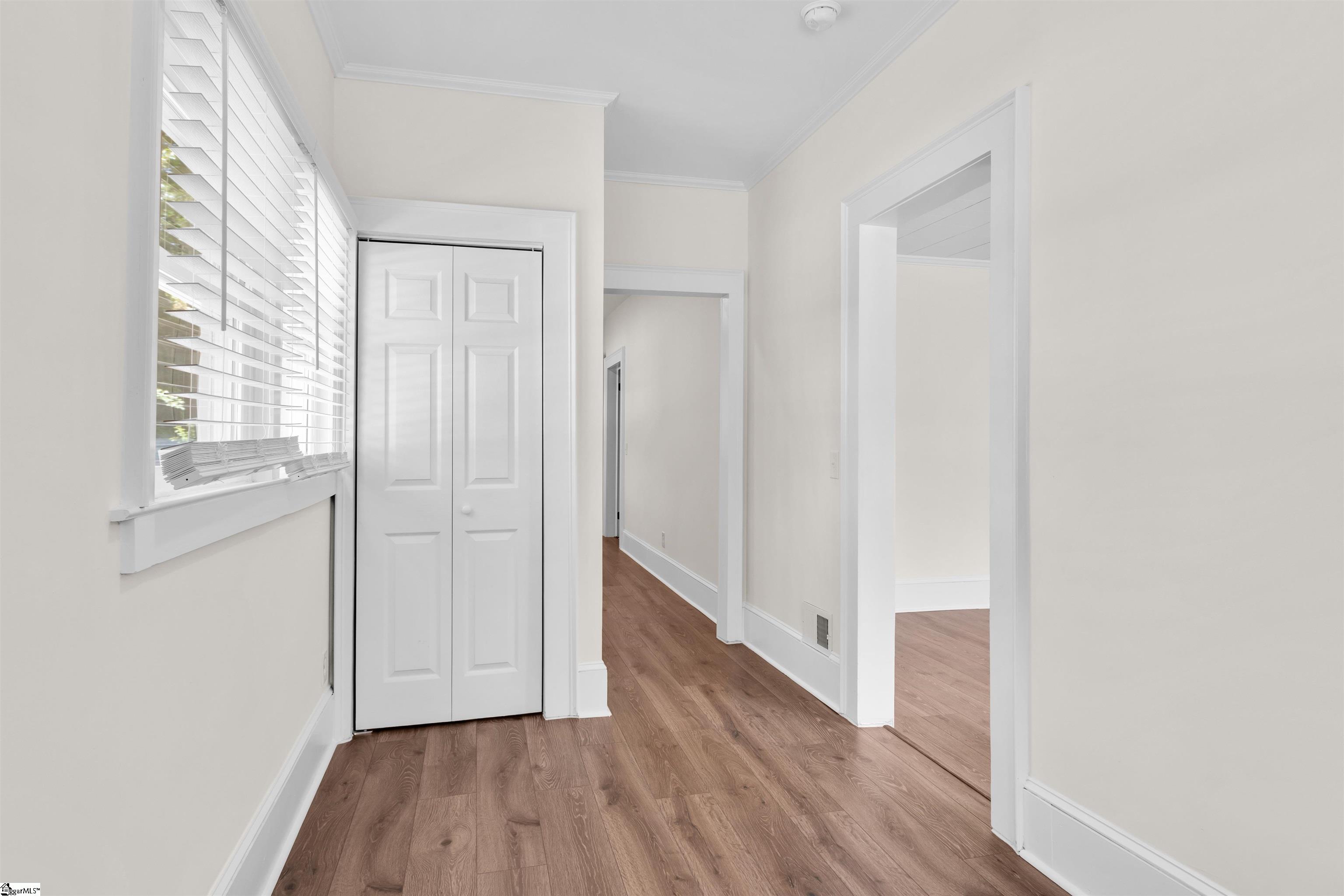 514 Academy Street Property Photo 4