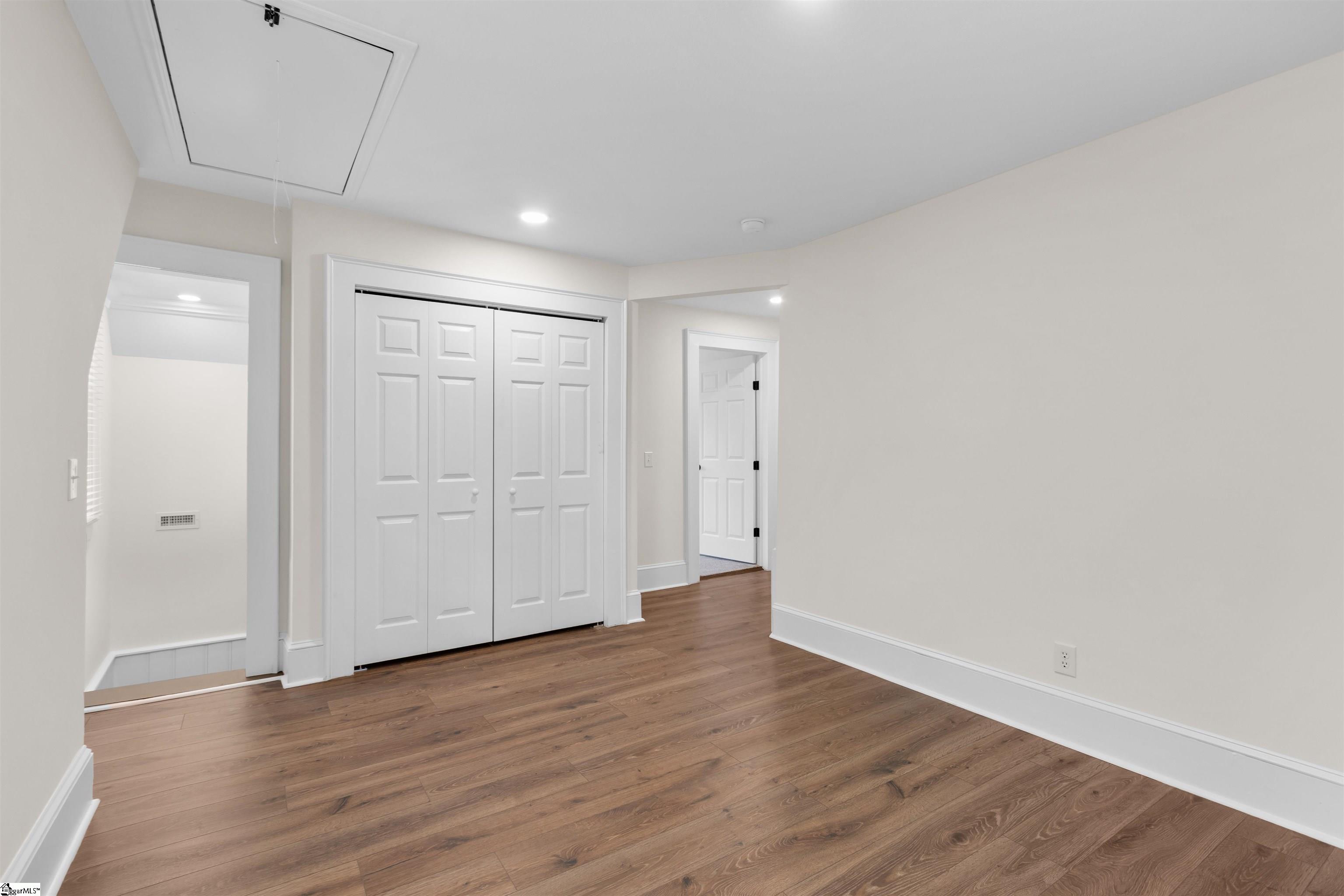 514 Academy Street Property Photo 28