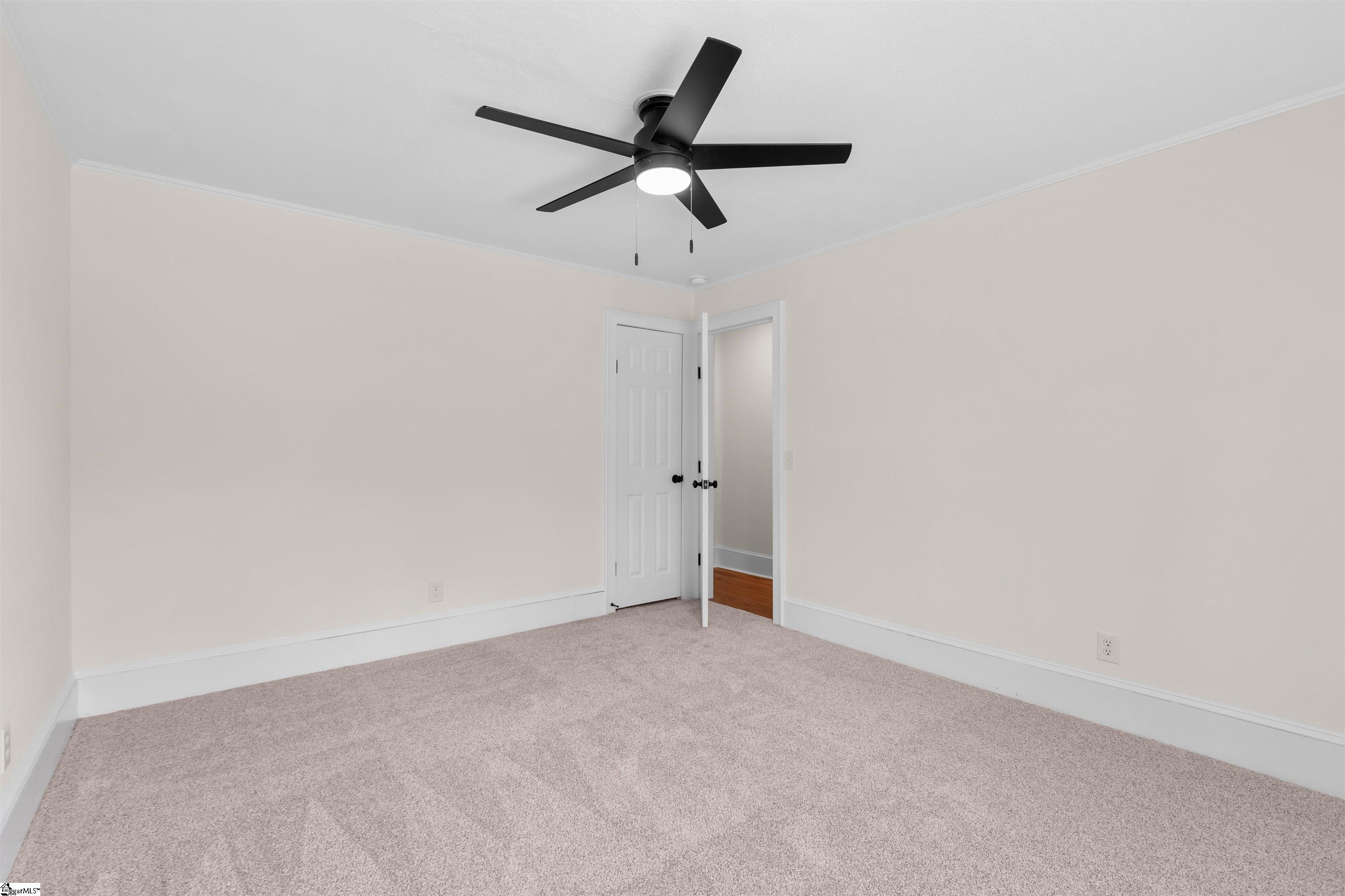 514 Academy Street Property Photo 34