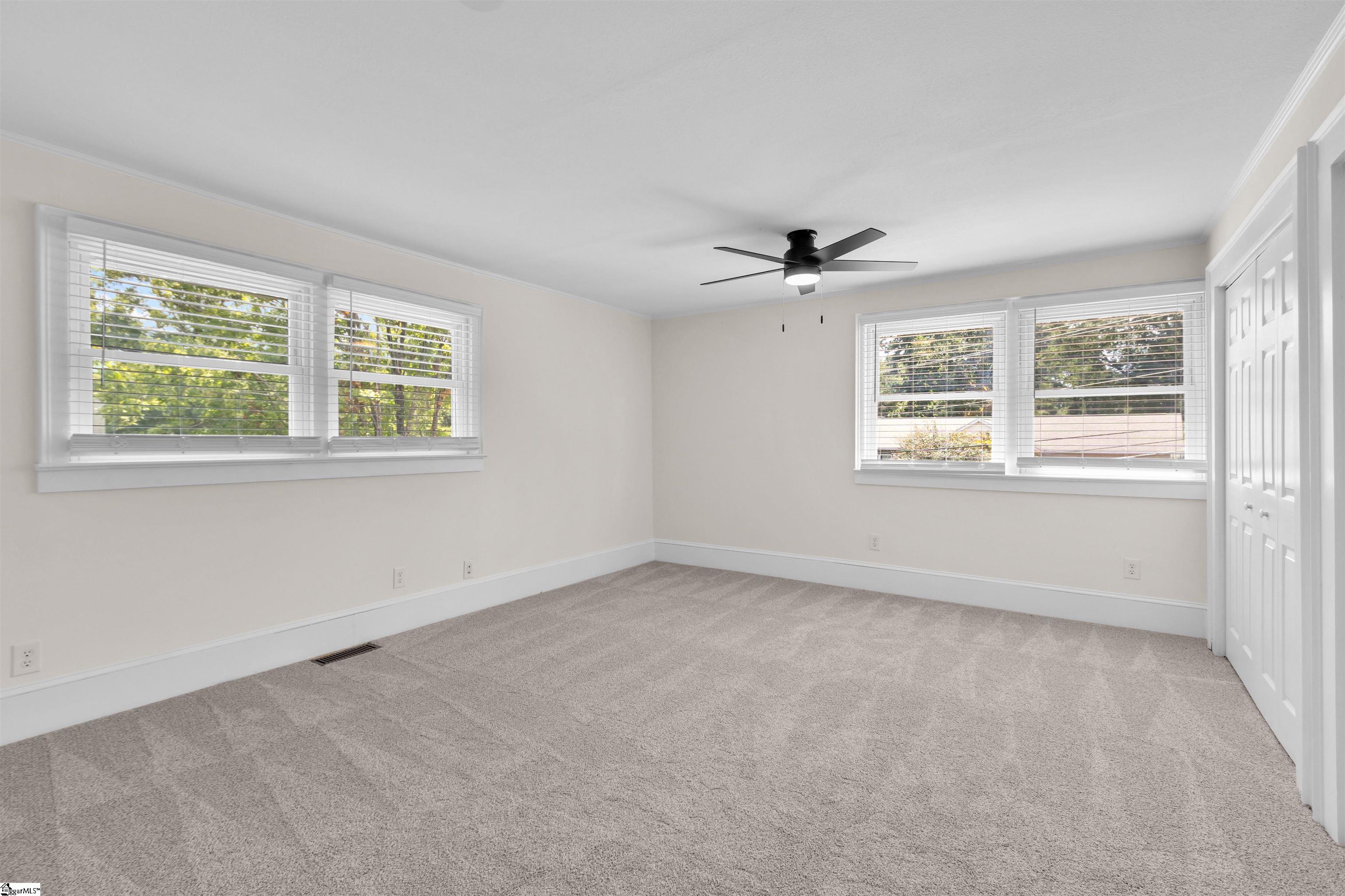 514 Academy Street Property Photo 37