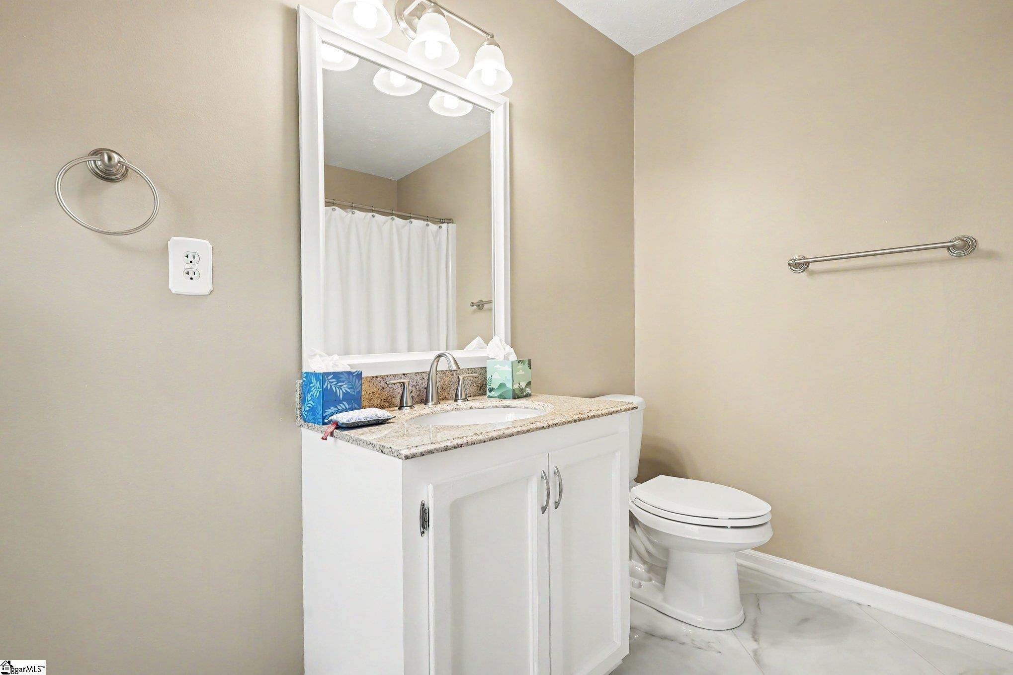 40 Wood Pointe Drive Property Photo 16