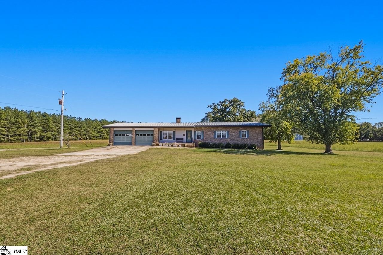 812 Tornado Road Property Photo 1