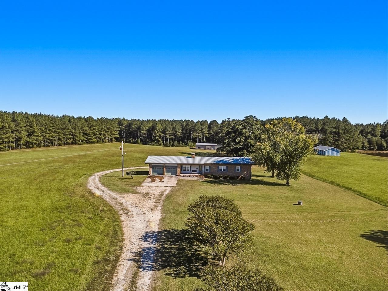 812 Tornado Road Property Photo 3