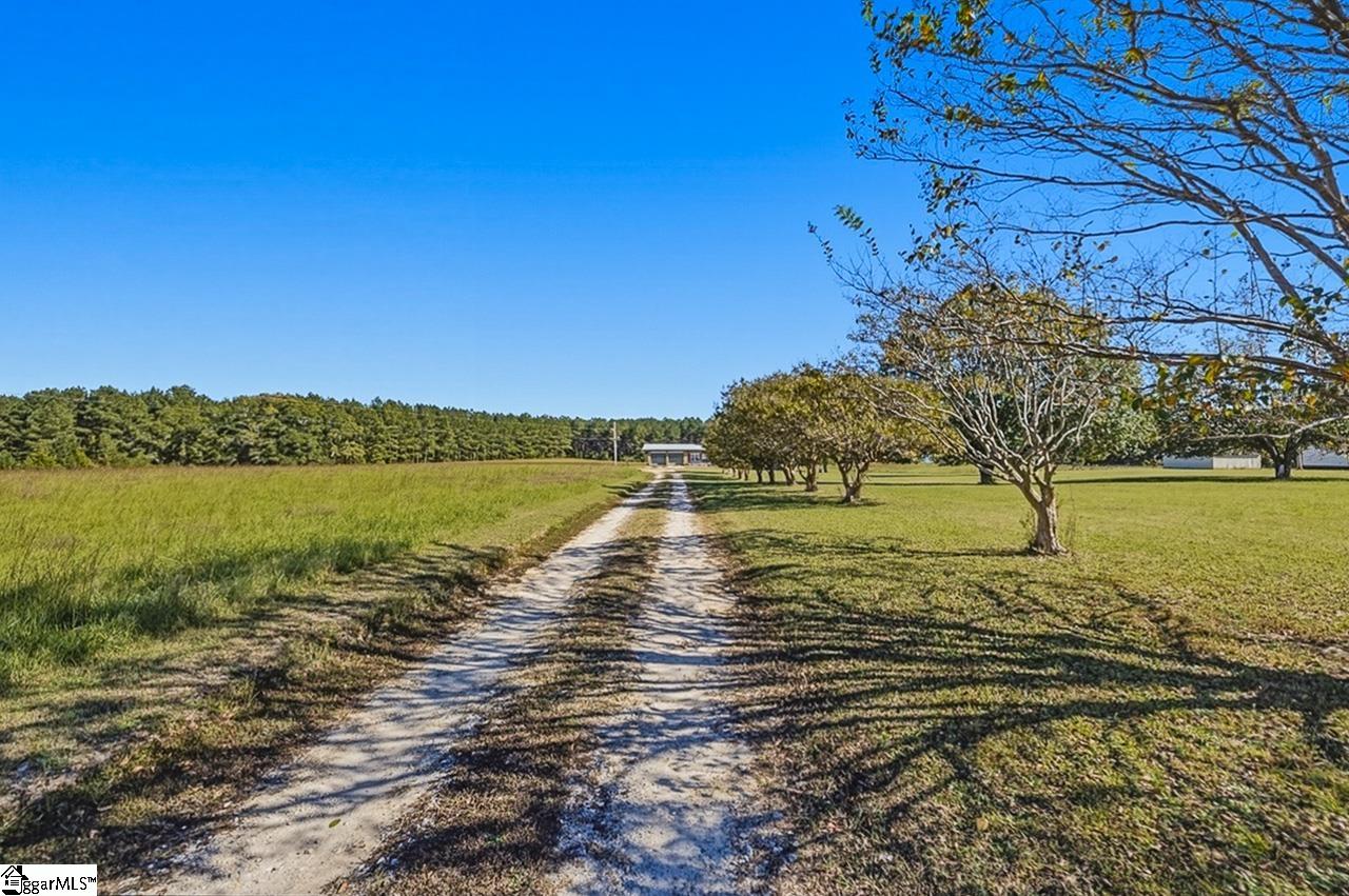 812 Tornado Road Property Photo 4