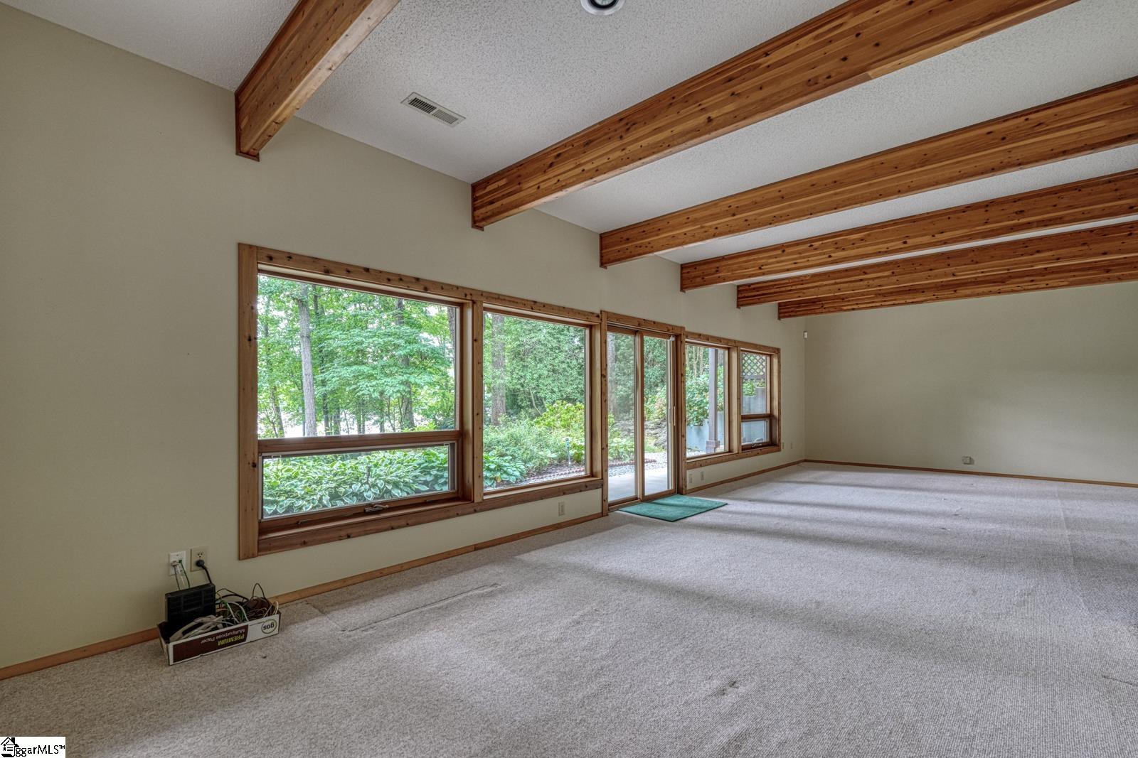 1607250 Property Photo 18