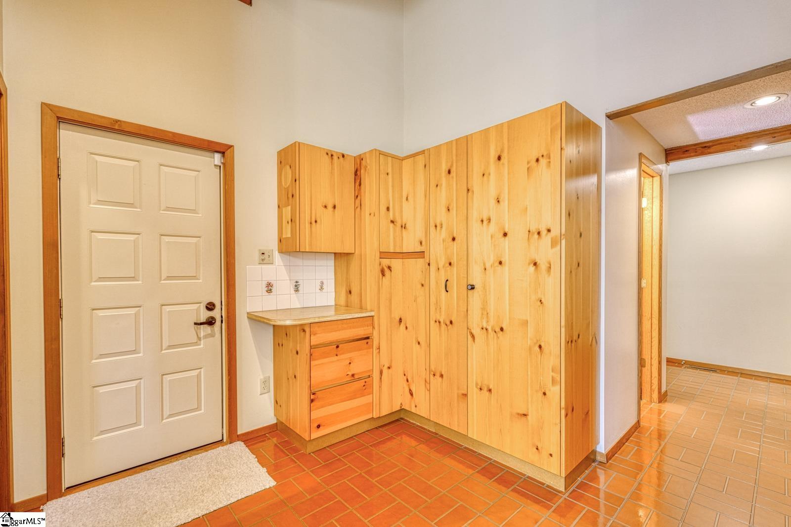 1607250 Property Photo 27