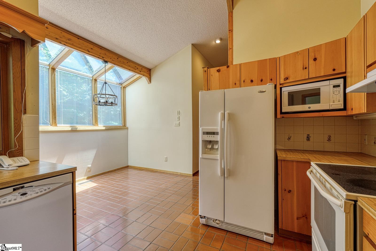 1607250 Property Photo 32