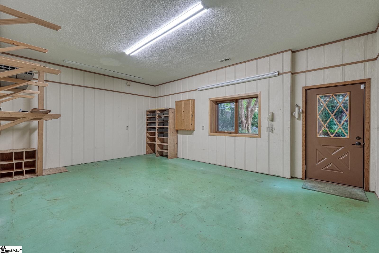 1607250 Property Photo 40